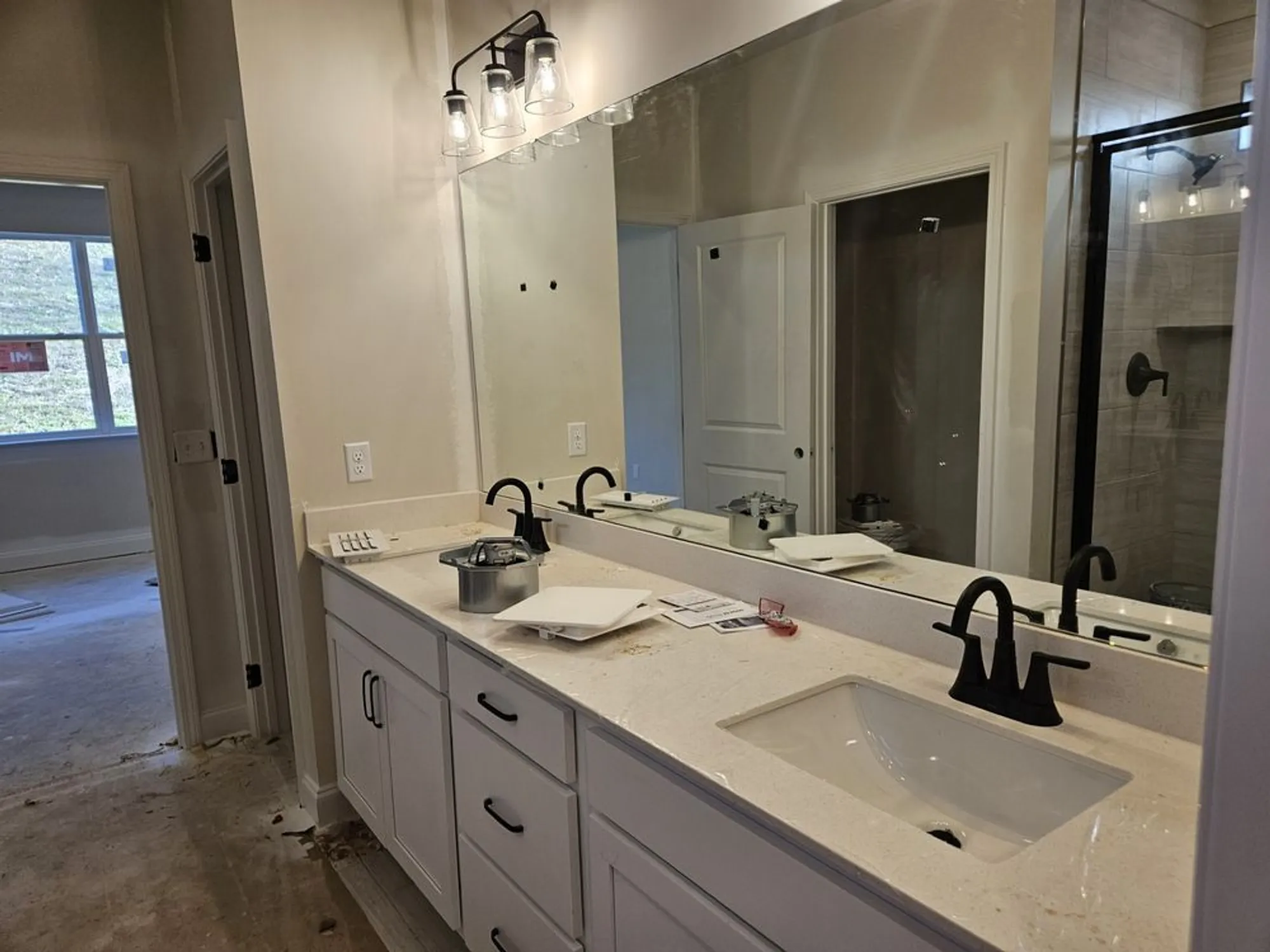 Property Slideshow image 26 of 34 | 356 stonehaus cir, Antioch, TN, 37013