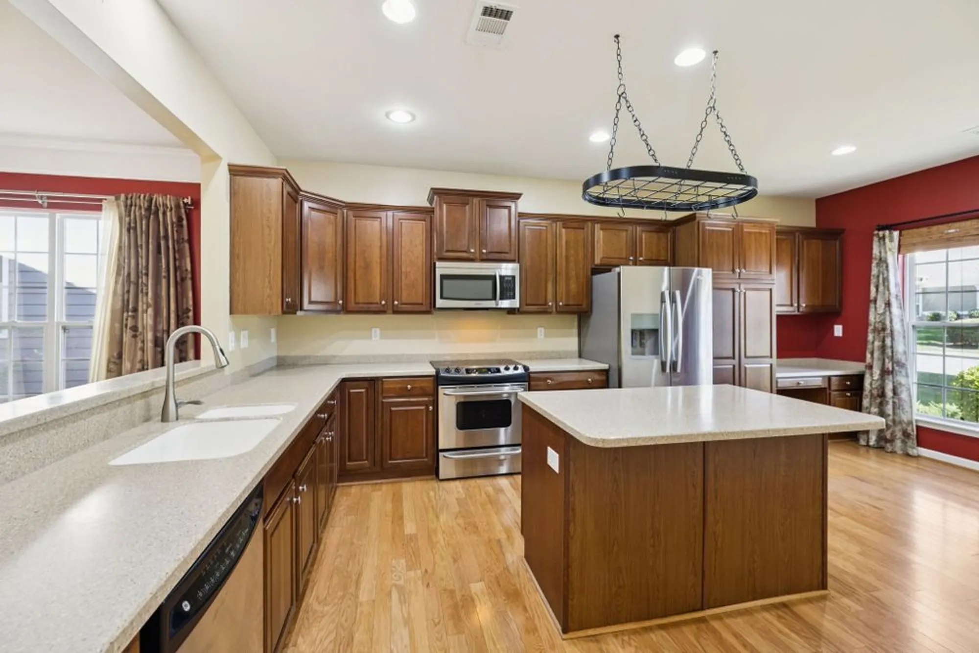 Property Slideshow image 10 of 52 | 113 navy cir, Mount Juliet, TN, 37122