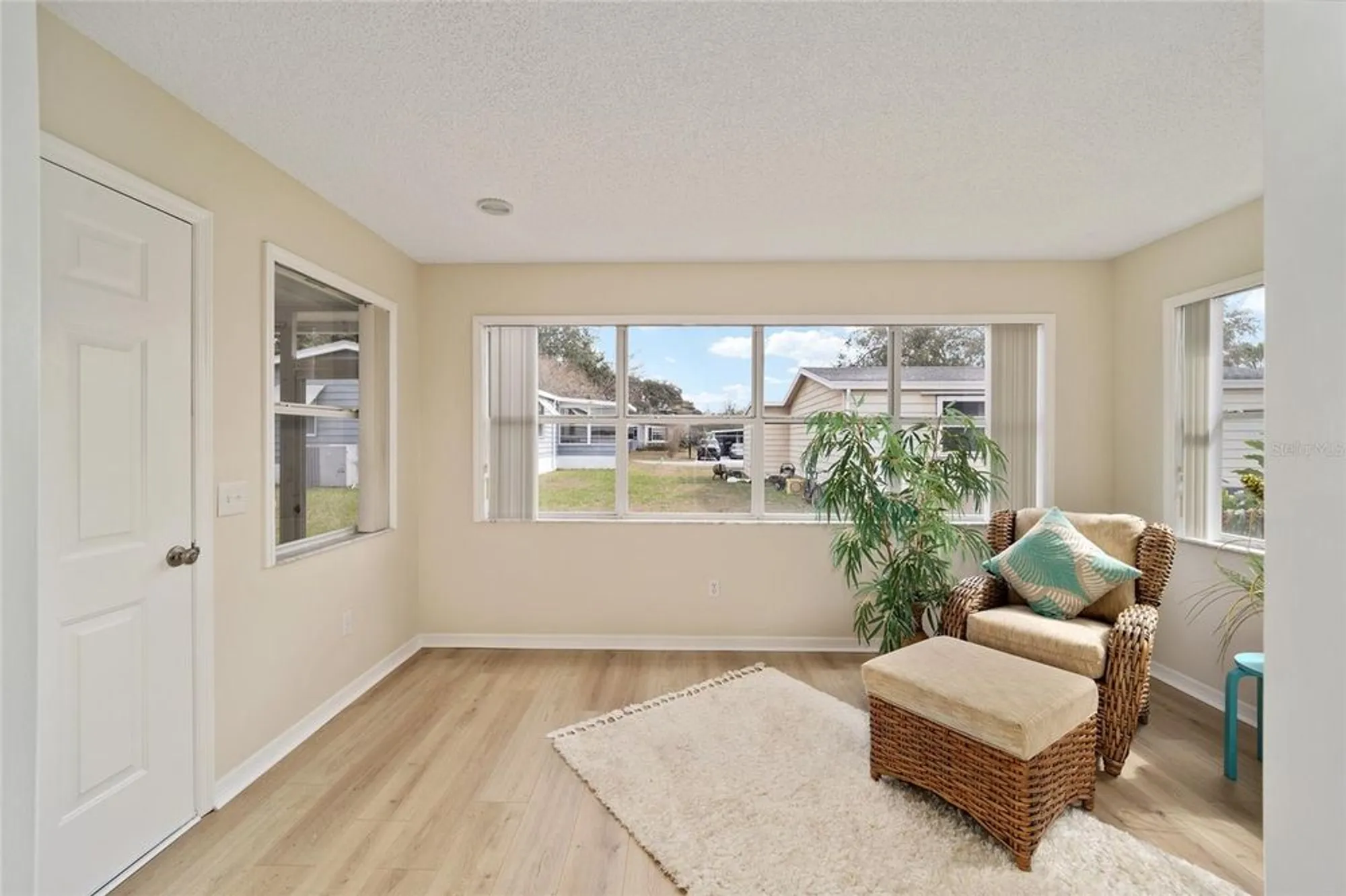 Property Slideshow image 33 of 52 | 1613 cherry hill rd, The Villages, FL, 32159