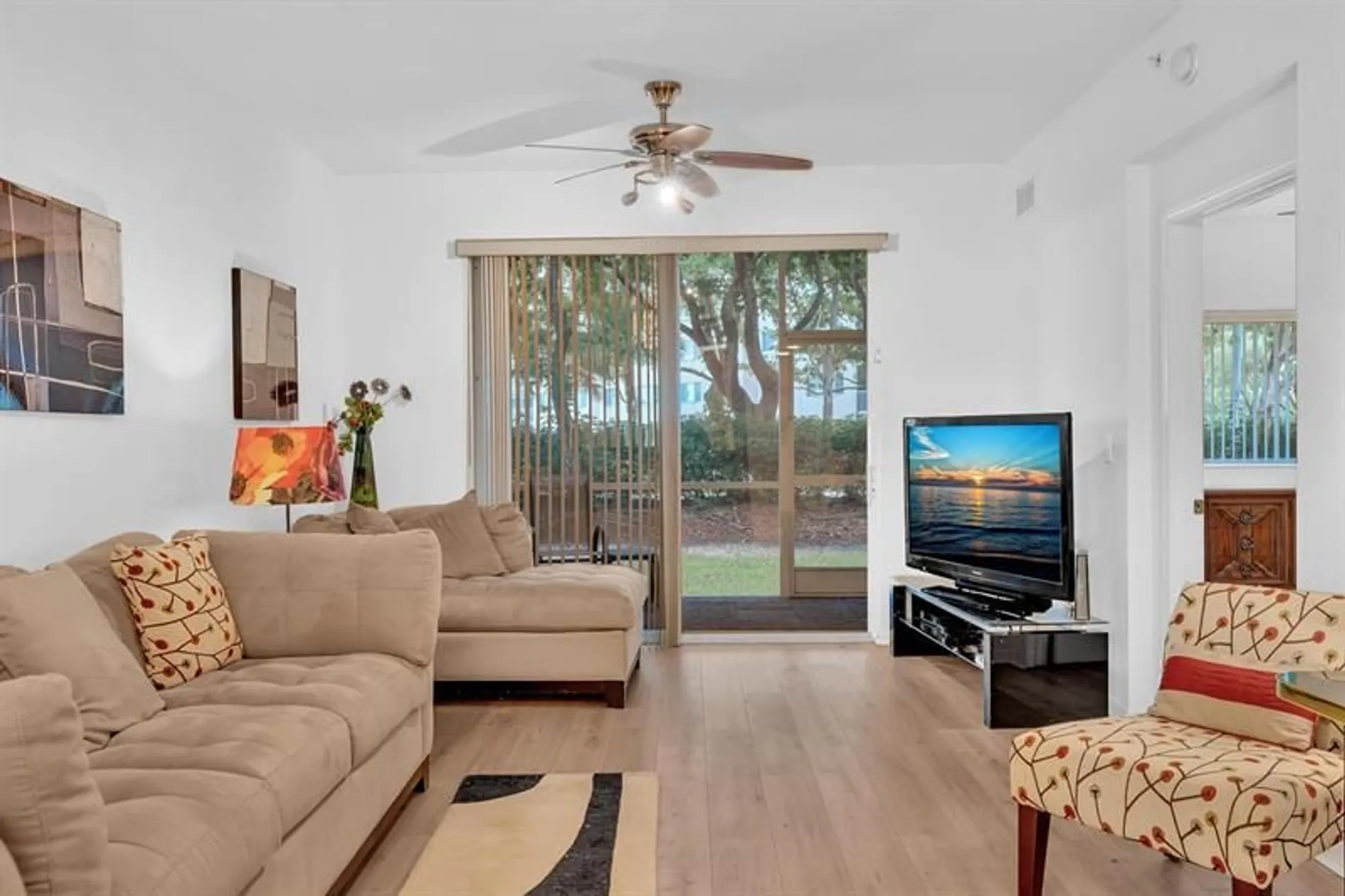 Property Slideshow image 25 of 78 | 7775 yardley dr apt 110, Tamarac, FL, 33321