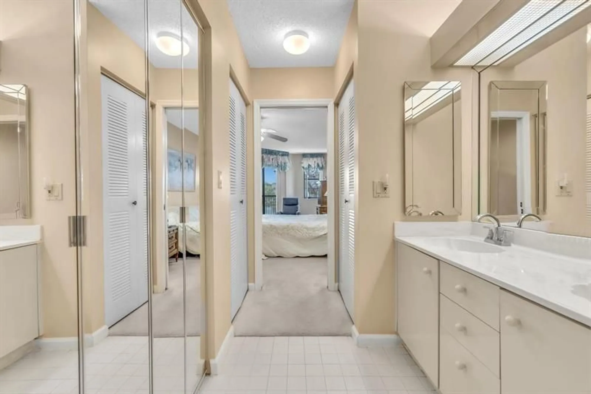 Property Slideshow image 32 of 83 | 7449 fairfax dr 211, Tamarac, FL, 33321