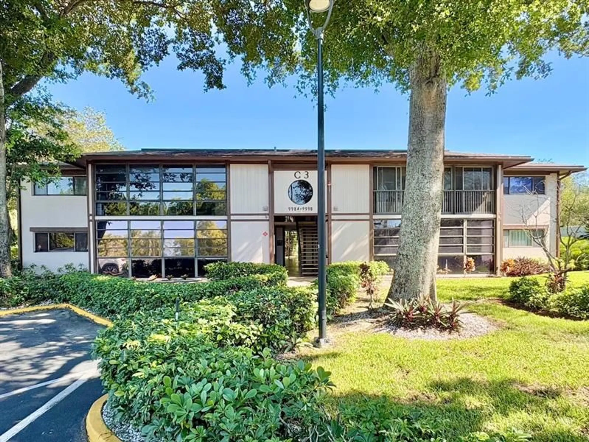 Property Slideshow image 1 of 51 | 9988 n belfort cir 111, Tamarac, FL, 33321