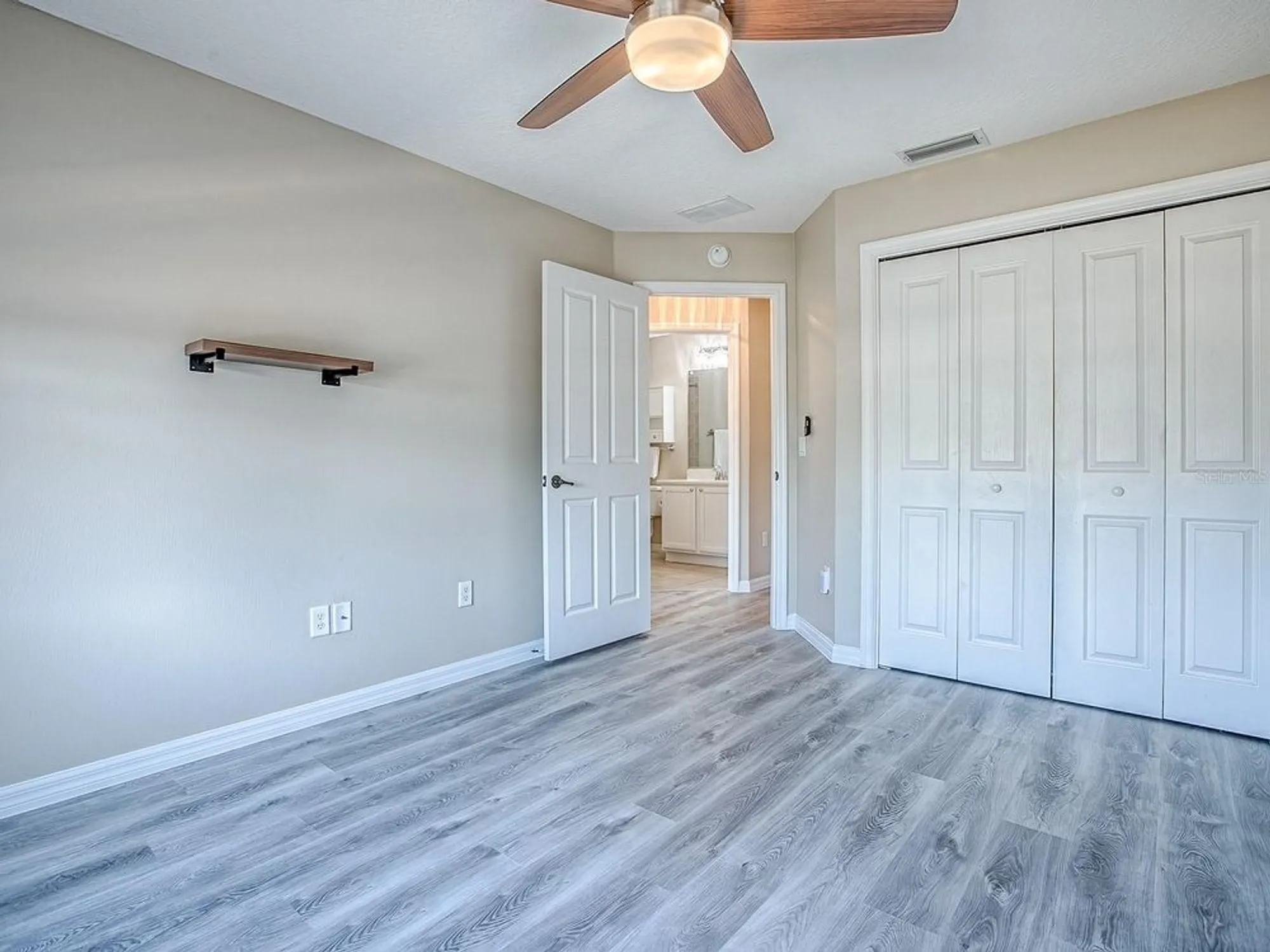 Property Slideshow image 18 of 32 | 470 monetta ln, The Villages, FL, 32162