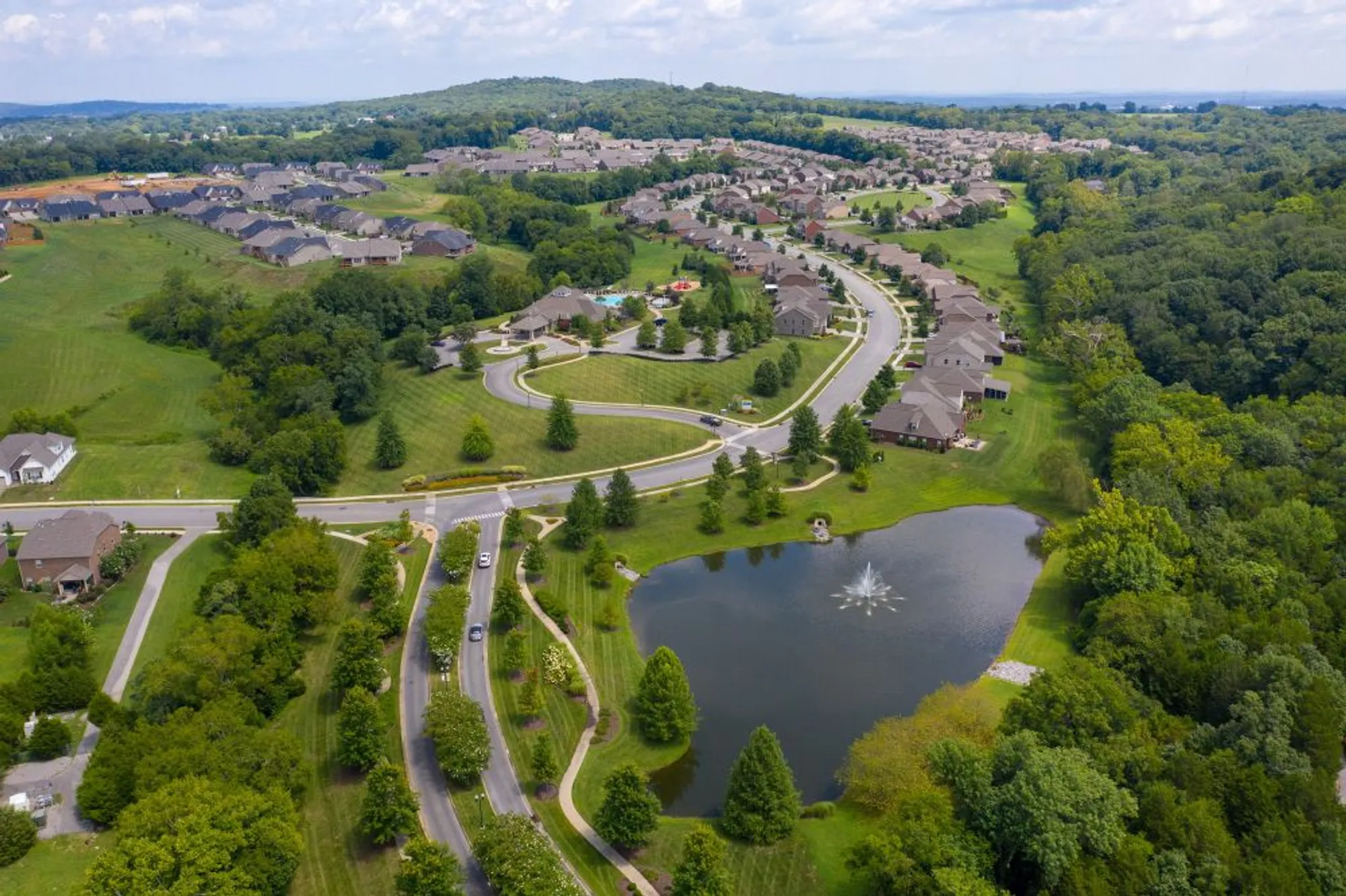 Property Slideshow image 35 of 49 | 1519 cedarbrooke ln, Lebanon, TN, 37090