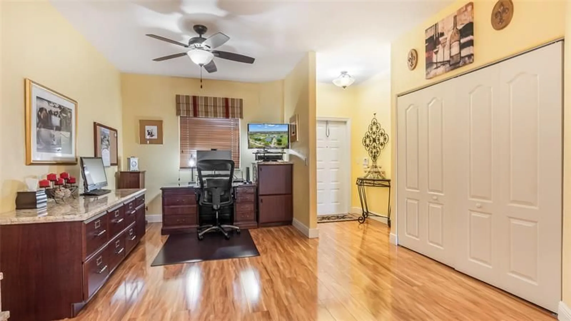 Property Slideshow image 9 of 35 | 7727 southampton ter 410, Tamarac, FL, 33321