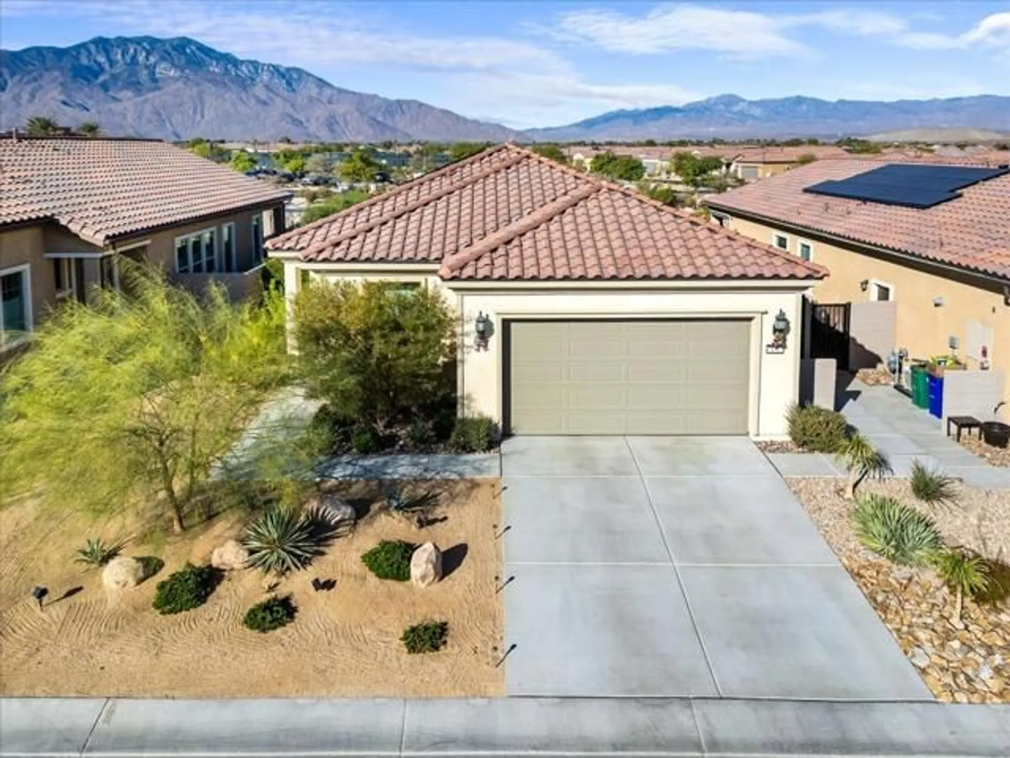 Property Slideshow image 6 of 51 | 132 claret, Rancho Mirage, CA, 92270