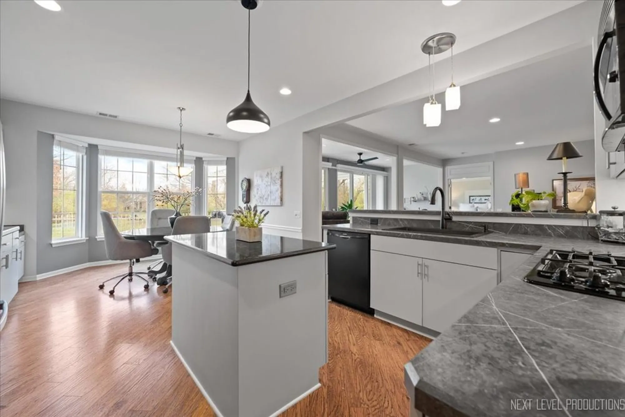 Property Slideshow image 11 of 41 | 12871 timber creek dr, Huntley, IL, 60142