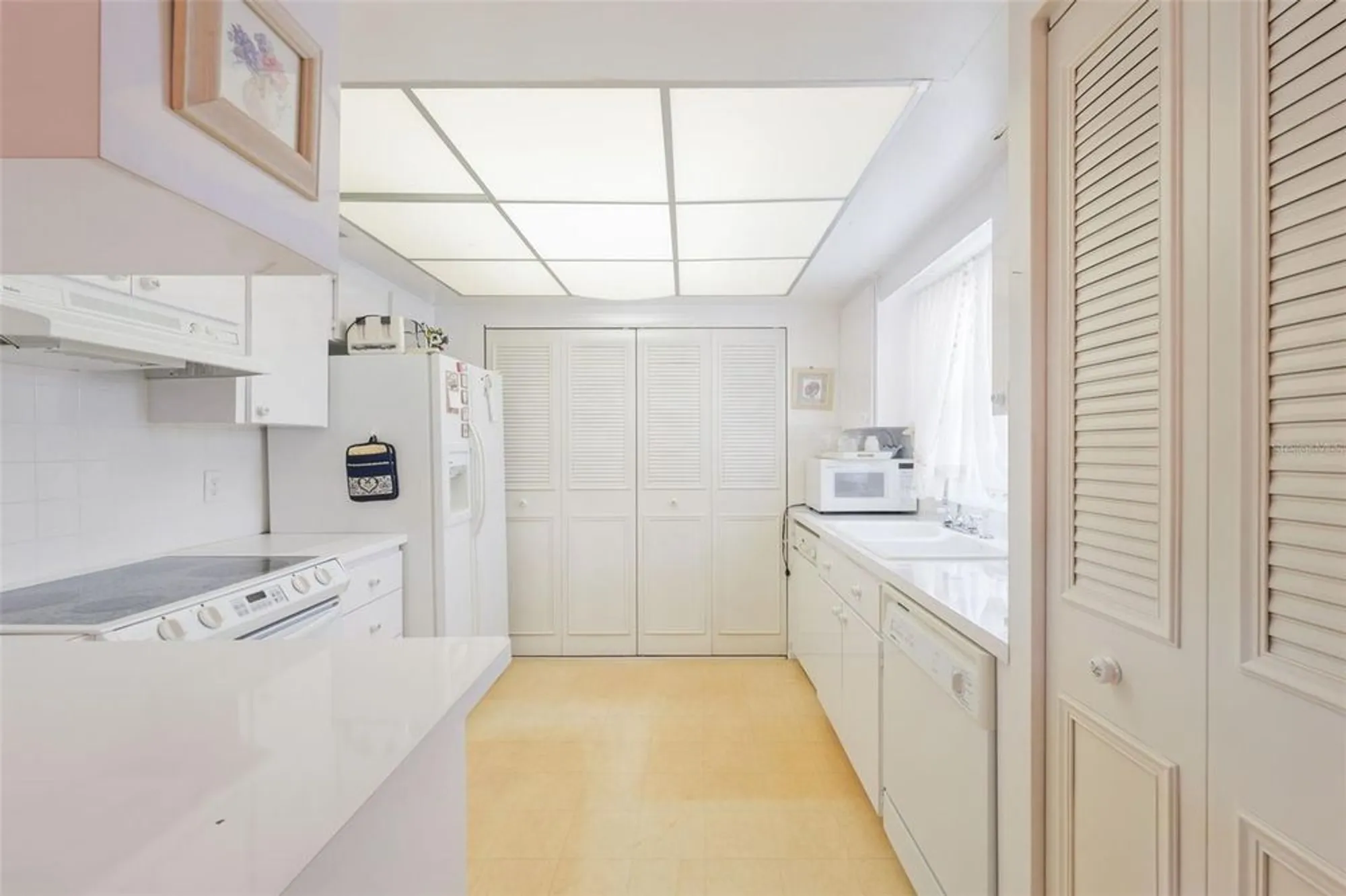 Property Slideshow image 8 of 38 | 1250 s pinellas ave 910, Tarpon Springs, FL, 34689