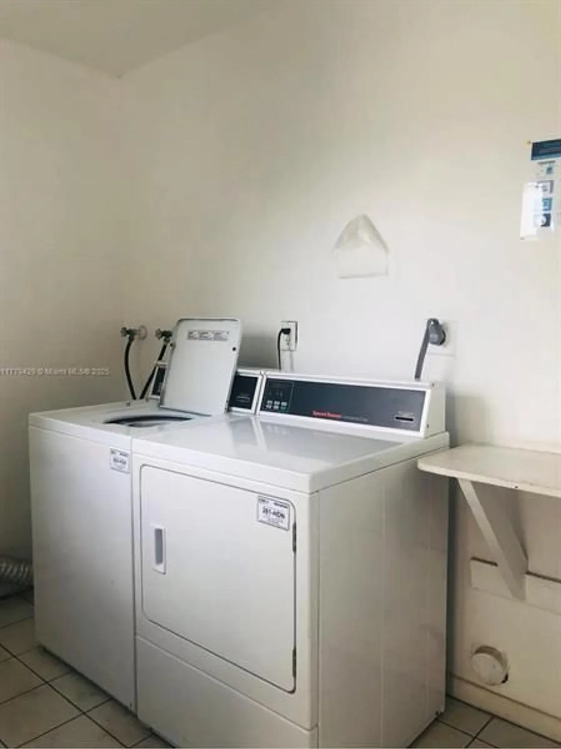 Property Slideshow image 39 of 43 | 3776 inverrary blvd 308r, Lauderhill, FL, 33319