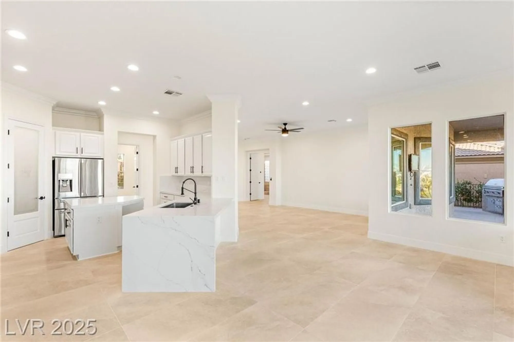 Property Slideshow image 25 of 66 | 4754 riva de romanza st, Las Vegas, NV, 89135