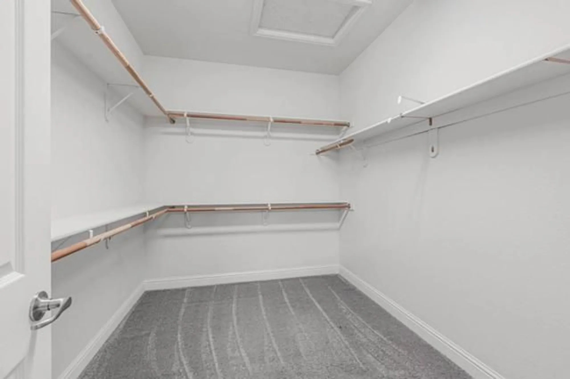 Property Slideshow image 14 of 27 | 2491 redbud way, Manteca, CA, 95336