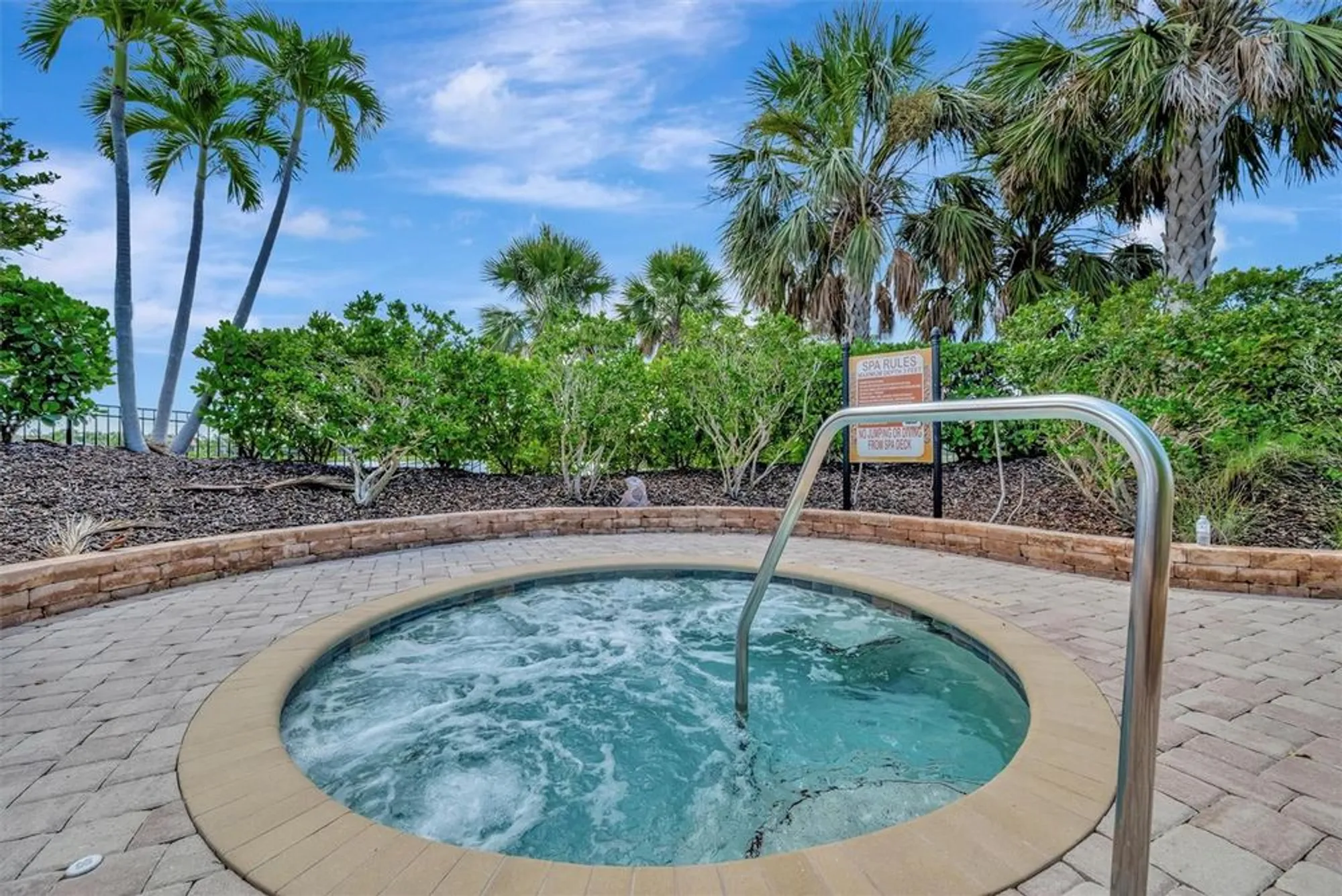 Property Slideshow image 63 of 86 | 5548 sentiero dr, Nokomis, FL, 34275