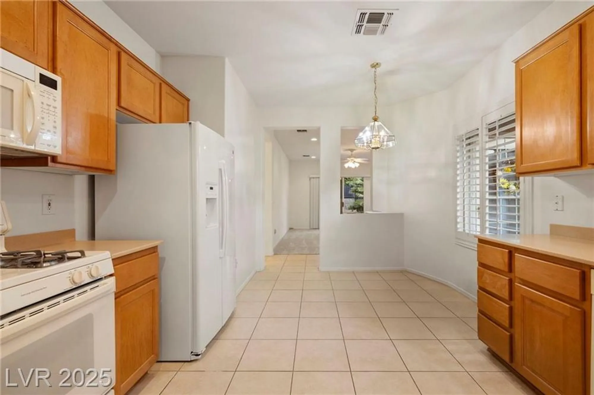 Property Slideshow image 21 of 62 | 2170 oliver springs st, Henderson, NV, 89052