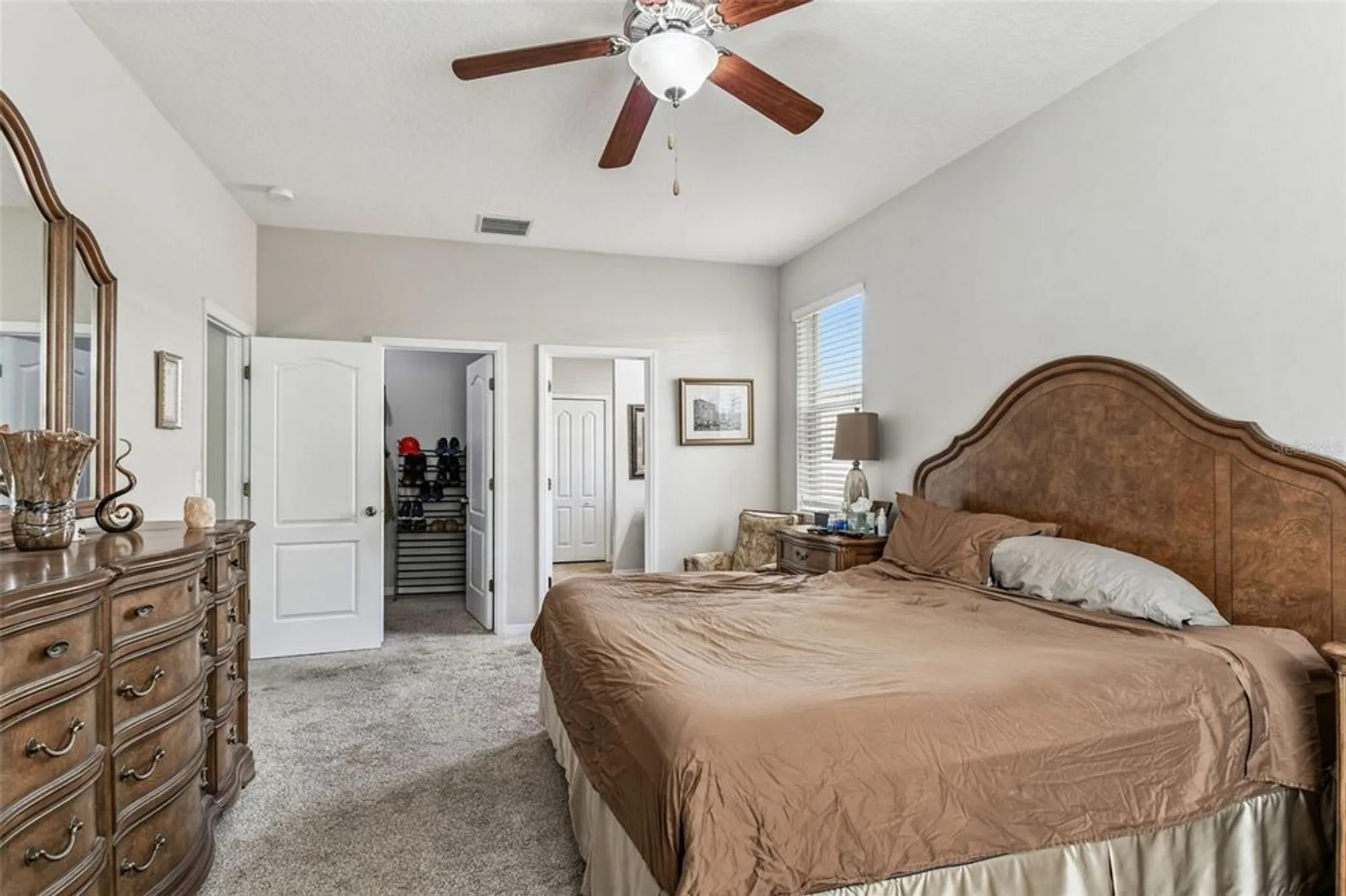 Property Slideshow image 31 of 91 | 11150 paradise point way, New Port Richey, FL, 34654