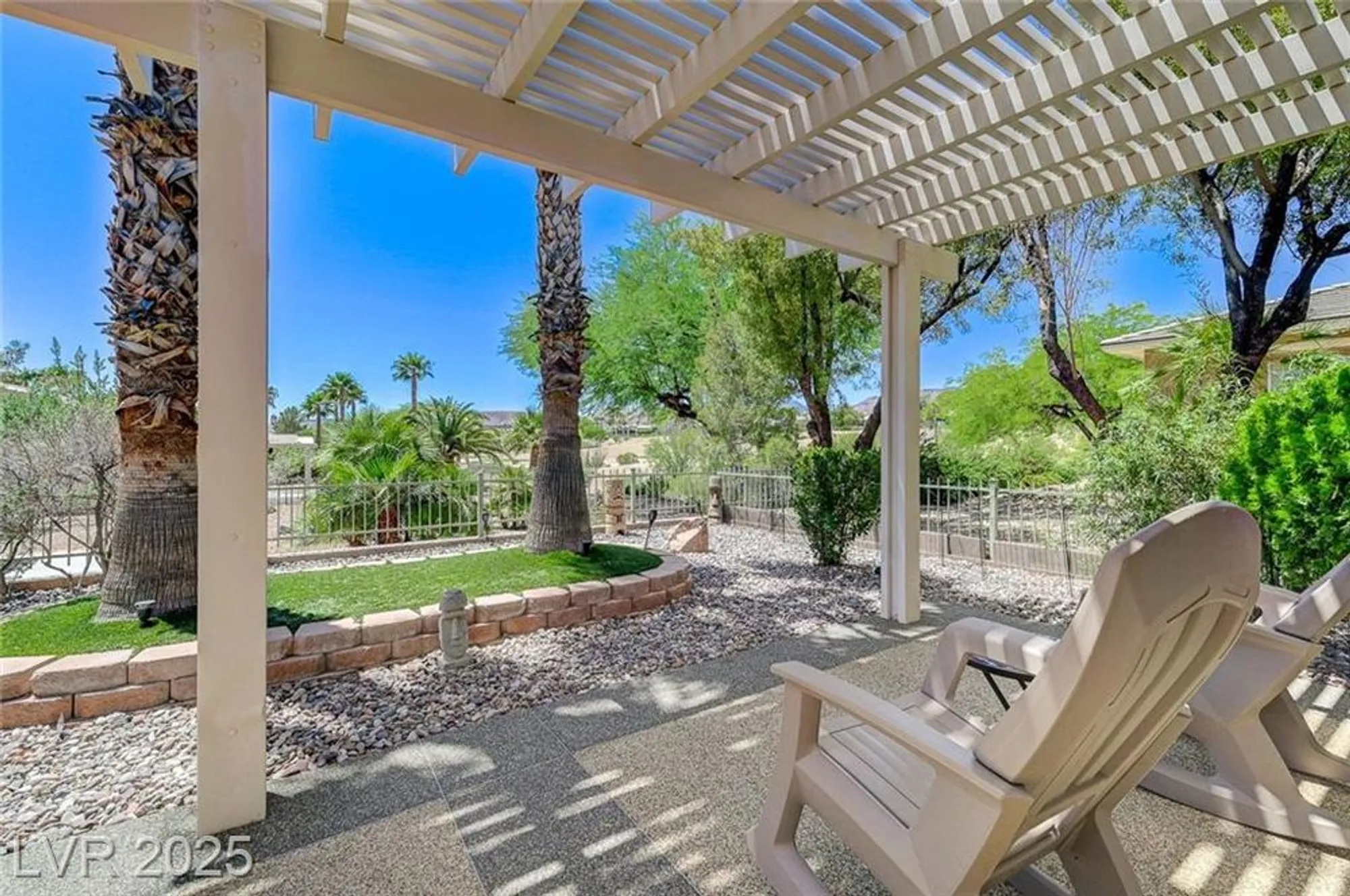Property Slideshow image 17 of 47 | 10237 andante ct, Las Vegas, NV, 89135