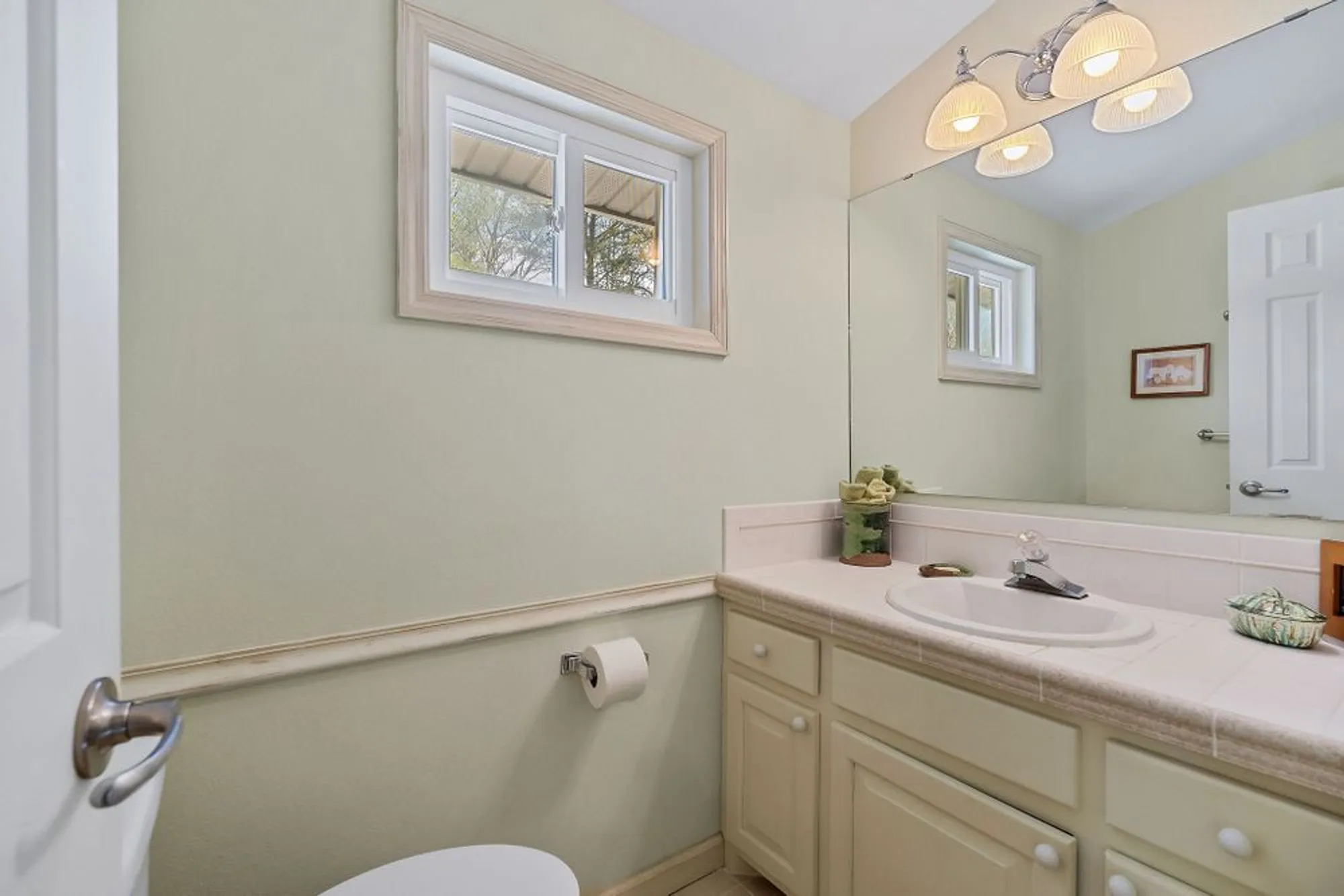 Property Slideshow image 42 of 48 | 304 saint george dr, Crossville, TN, 38558