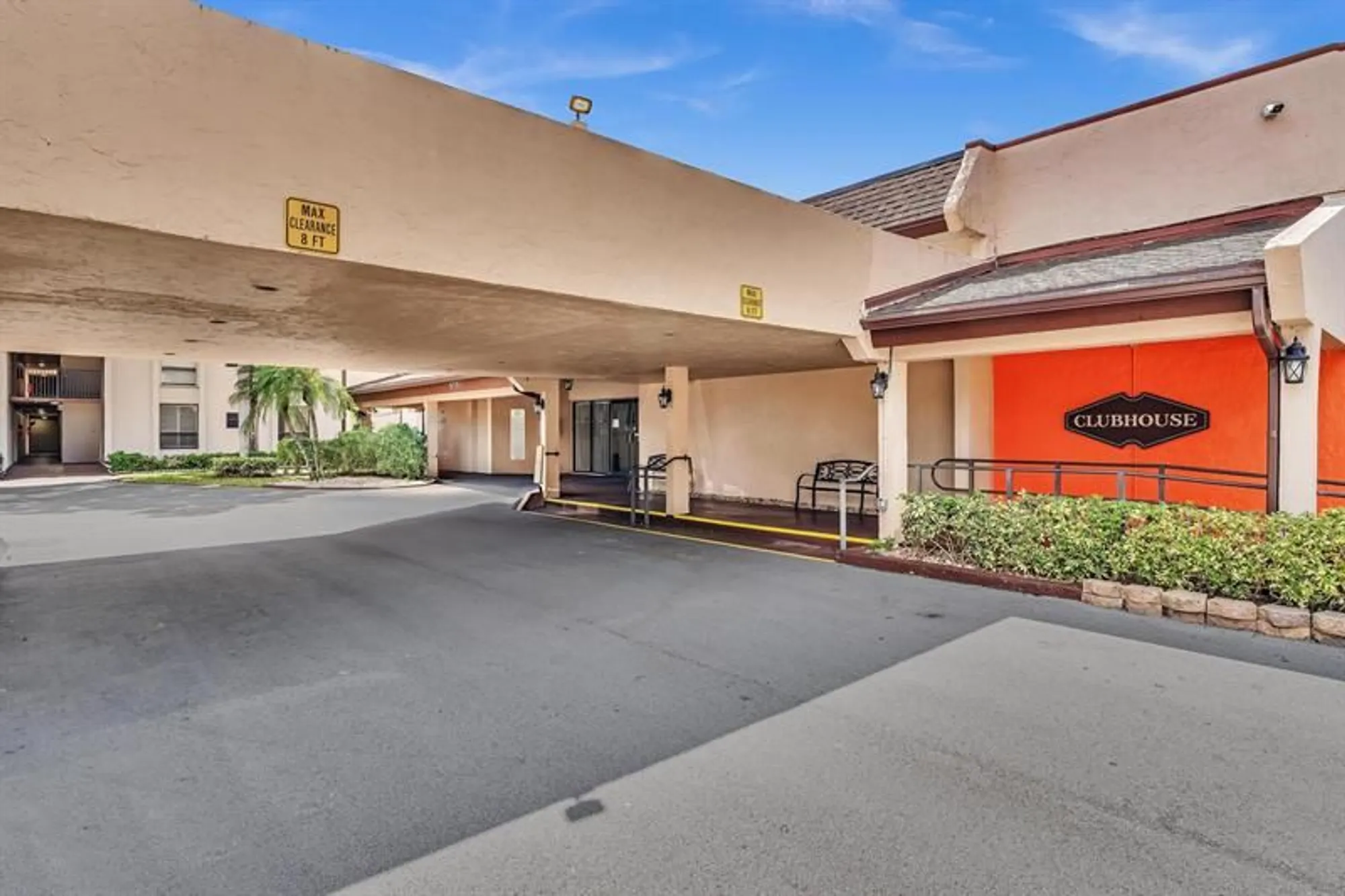 Property Slideshow image 40 of 48 | 6351 n university dr 324, Tamarac, FL, 33321
