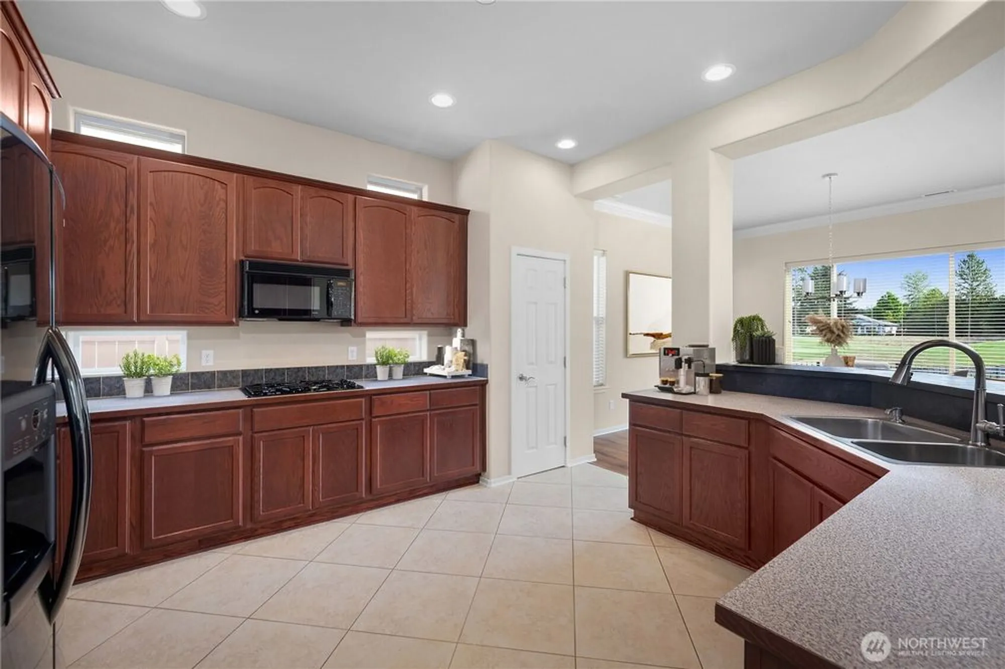 Property Slideshow image 6 of 40 | 4212 vashon dr, Lacey, WA, 98516