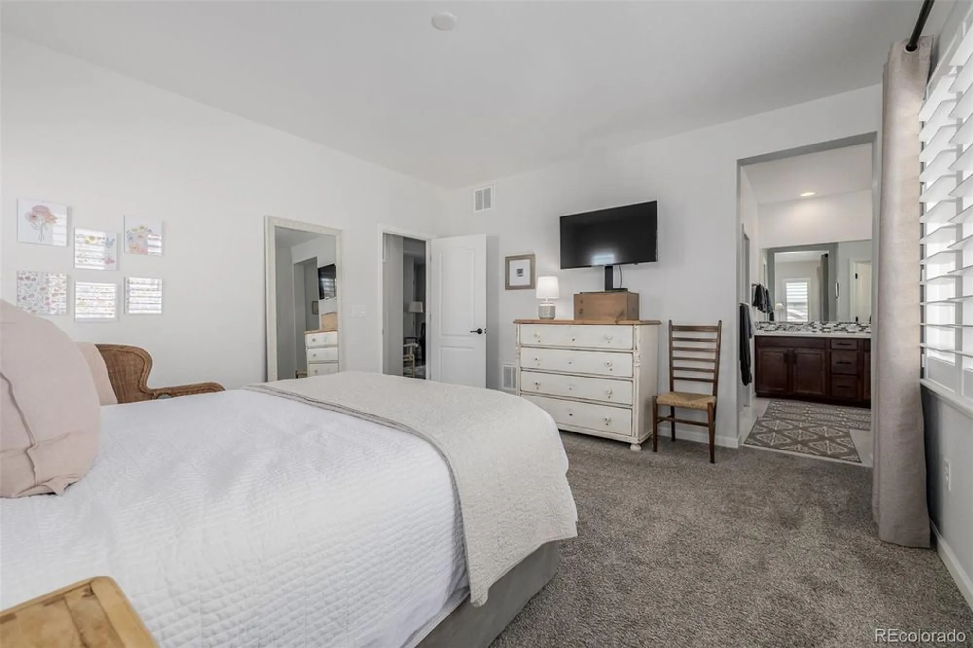 Property Slideshow image 19 of 33 | 10761 n montane dr, Broomfield, CO, 80021