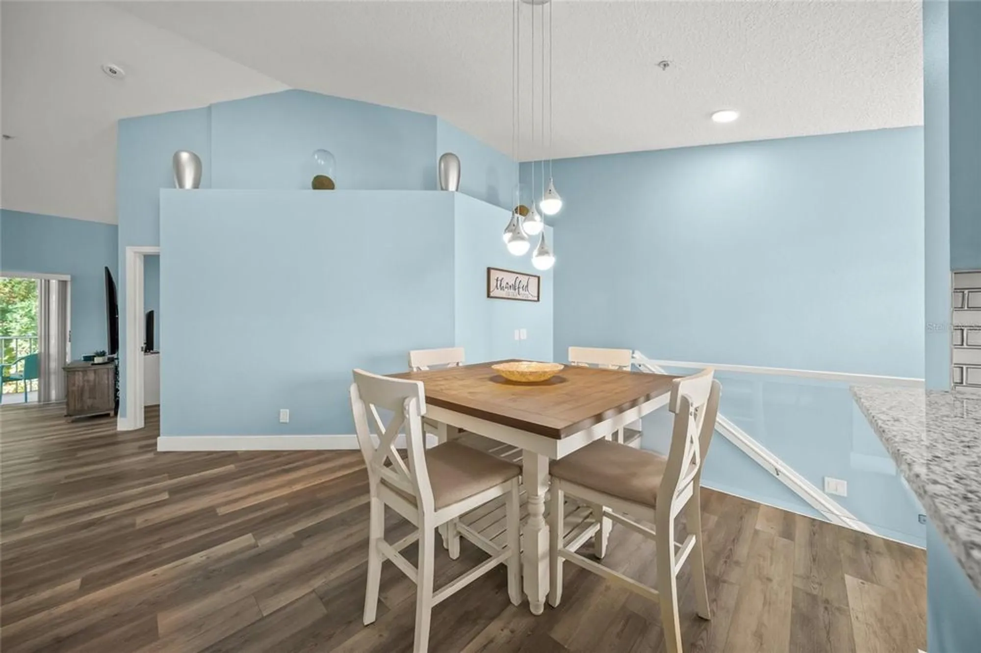 Property Slideshow image 13 of 55 | 5528 fair oaks st, Bradenton, FL, 34203