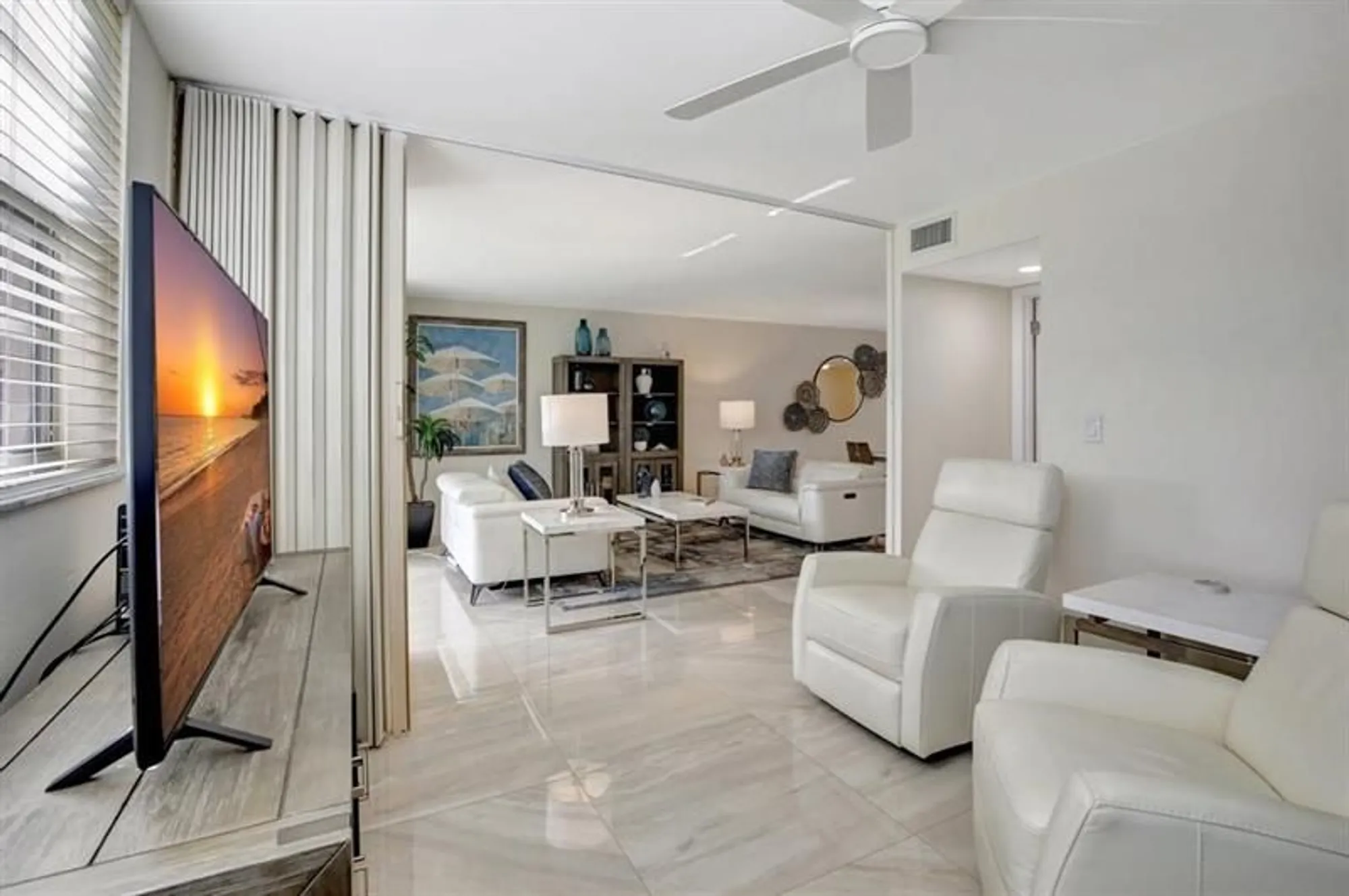 Property Slideshow image 23 of 34 | 9720 s hollybrook lake dr 204, Pembroke Pines, FL, 33025