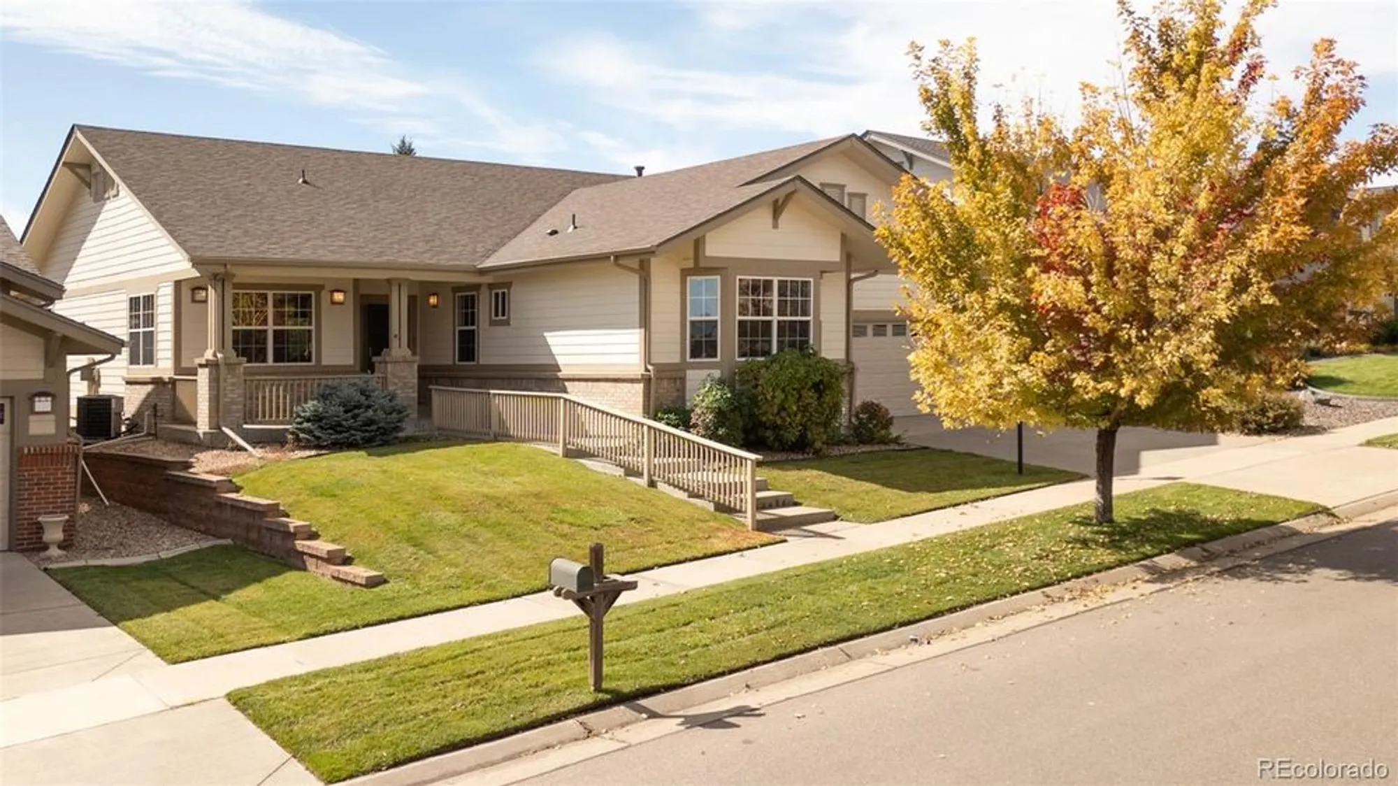 Property Slideshow image 3 of 47 | 23562 e phillips pl, Aurora, CO, 80016
