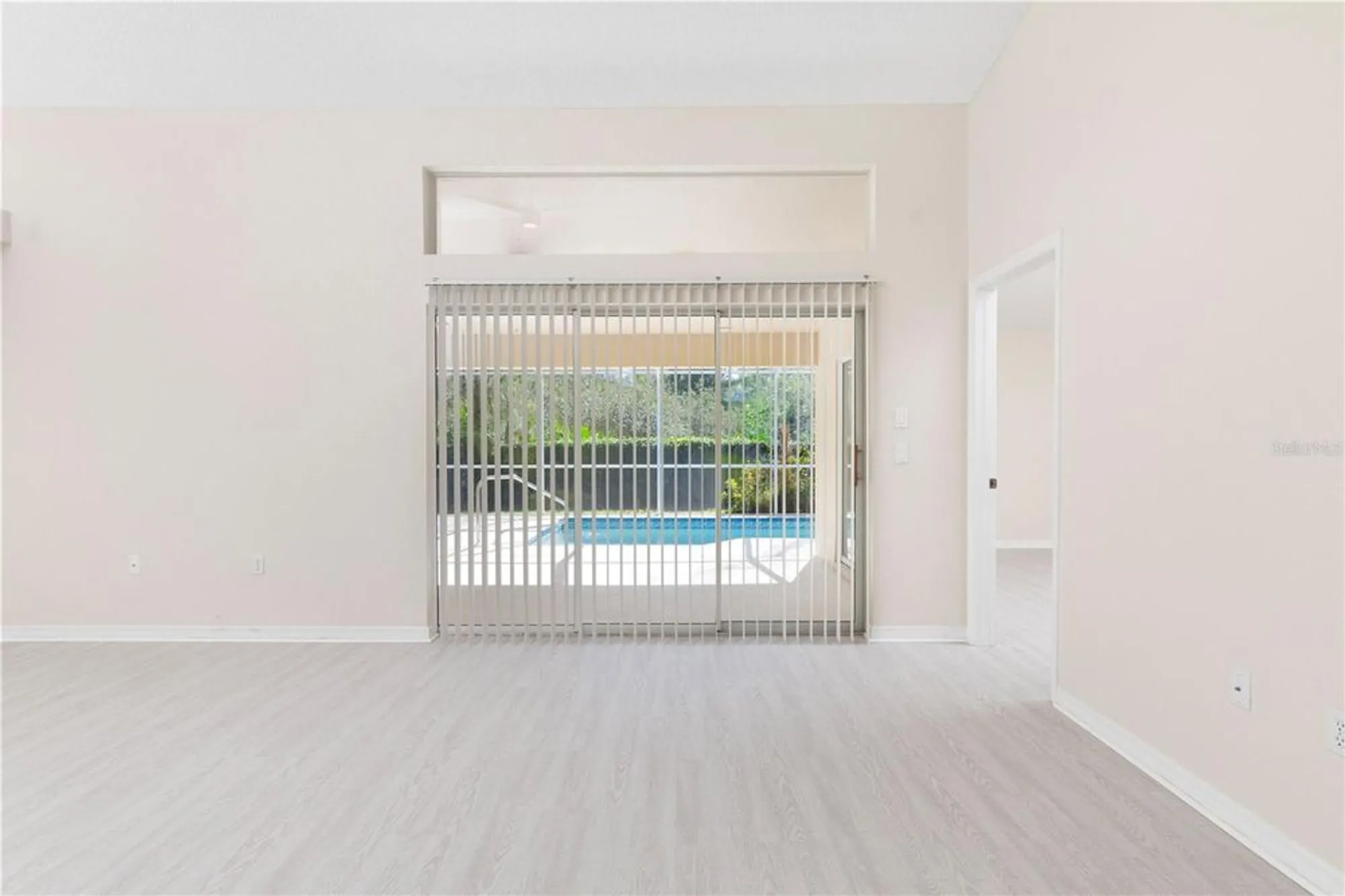 Property Slideshow image 20 of 52 | 9390 mississippi run, Weeki Wachee, FL, 34613