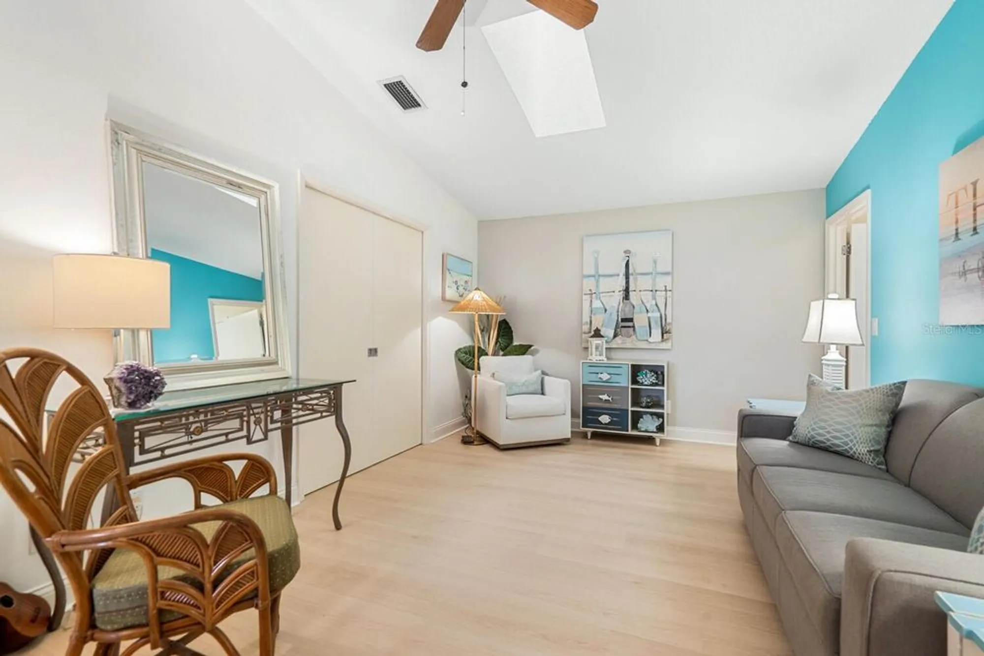 Property Slideshow image 35 of 49 | 4033 wilshire cir 139, Sarasota, FL, 34238