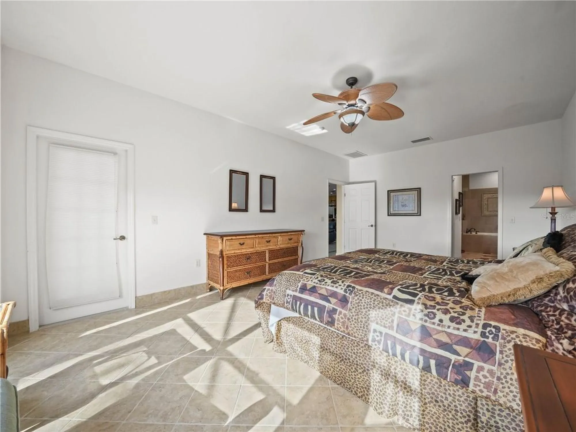 Property Slideshow image 17 of 78 | 4172 dunmore dr, Lake Wales, FL, 33859