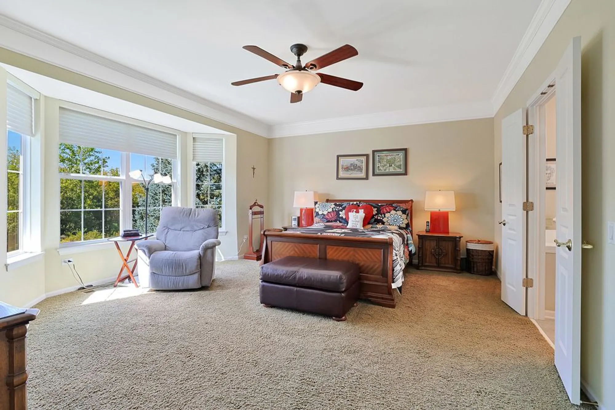 Property Slideshow image 11 of 34 | 12145 daphne dr, Huntley, IL, 60142