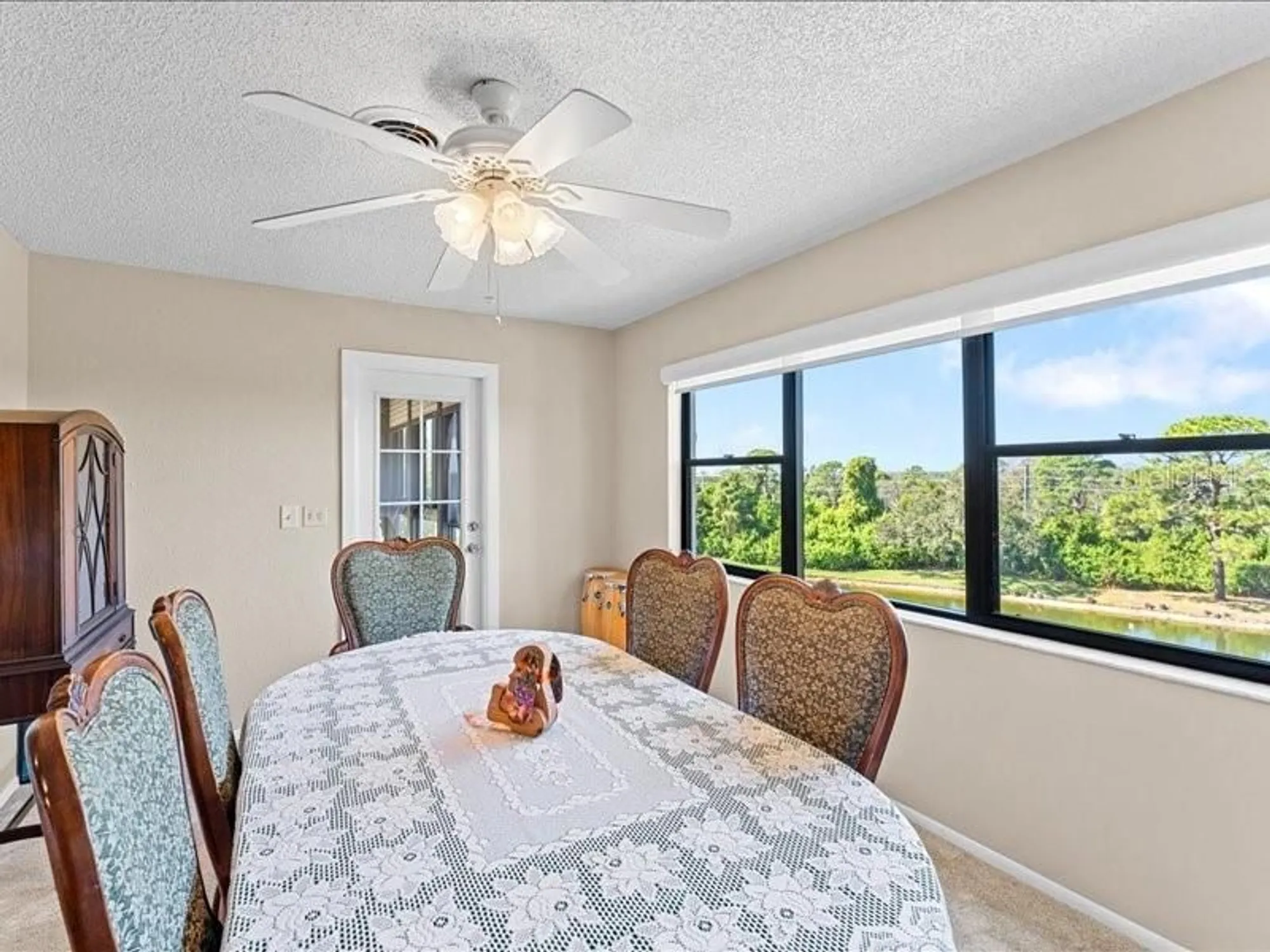 Property Slideshow image 37 of 47 | 8186 terrace garden dr n unit 401, Saint Petersburg, FL, 33709