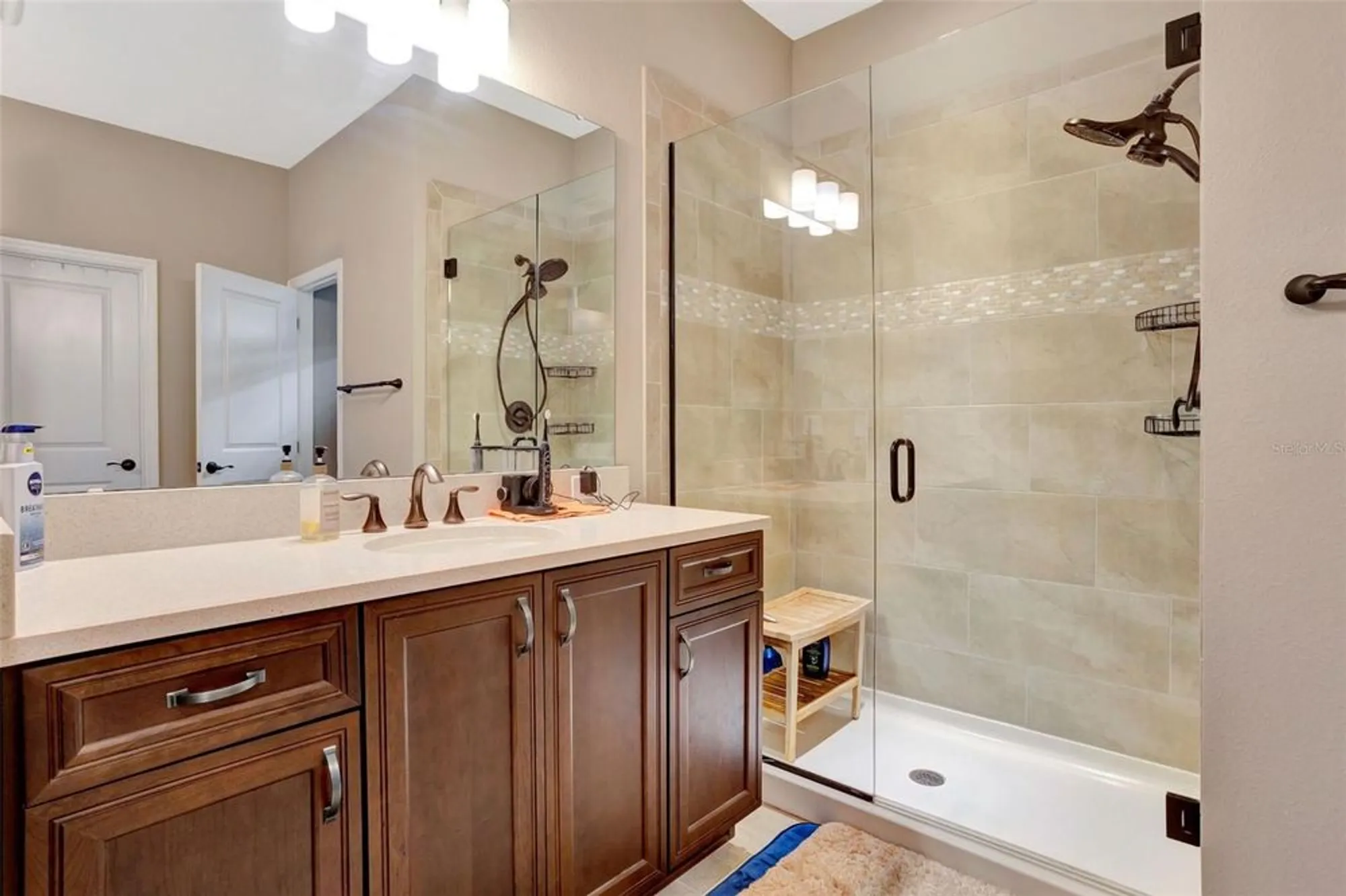 Property Slideshow image 24 of 45 | 176 silver maple rd, Groveland, FL, 34736