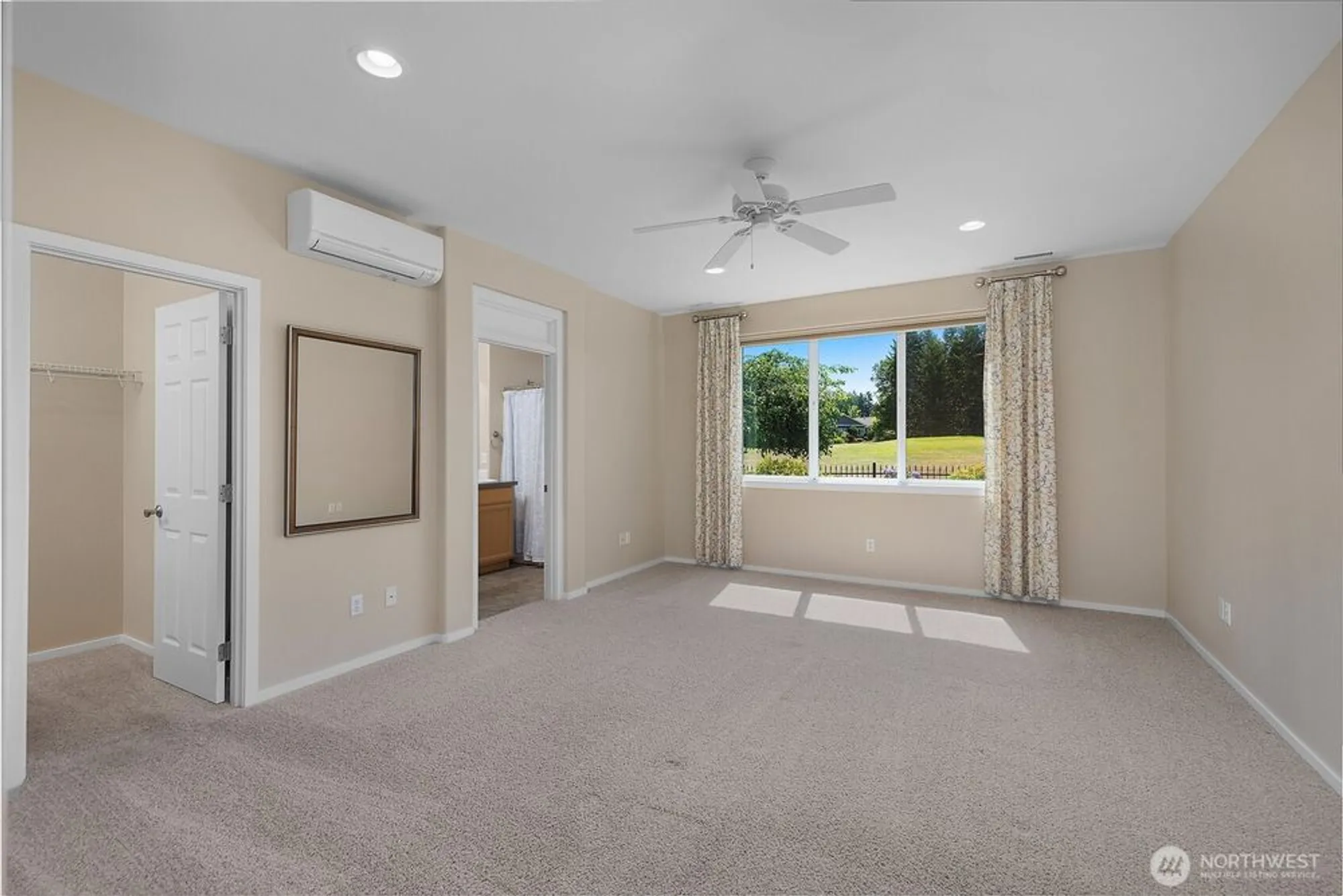 Property Slideshow image 34 of 39 | 4812 spokane st, Lacey, WA, 98516