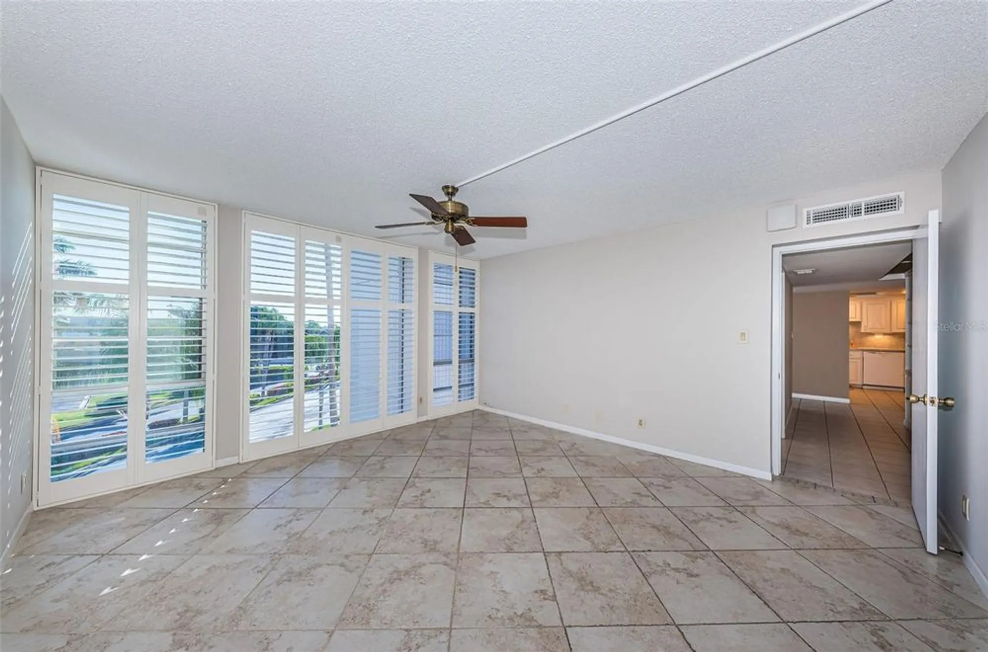 Property Slideshow image 18 of 55 | 7400 sun island dr 311, South Pasadena, FL, 33707