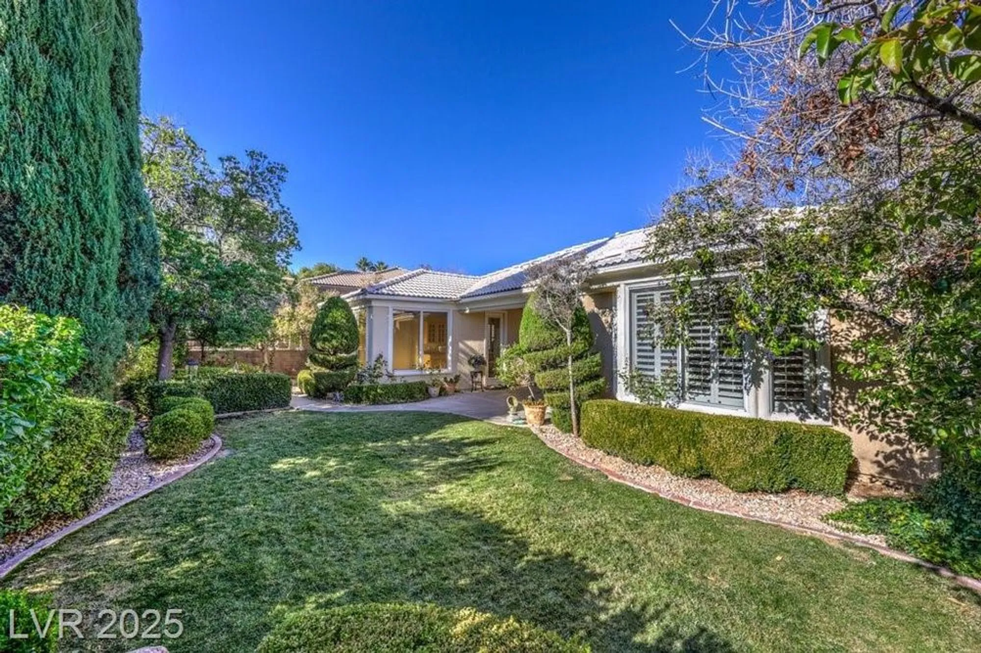 Property Slideshow image 36 of 56 | 10551 mandarino ave, Las Vegas, NV, 89135