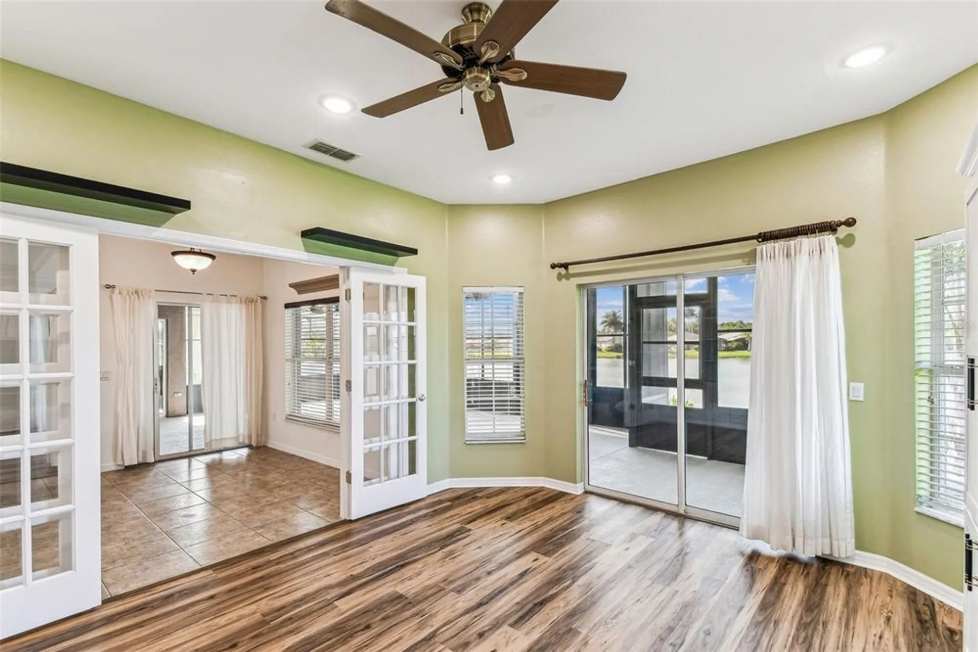 Property Slideshow image 21 of 68 | 759 glendora rd, Kissimmee, FL, 34759