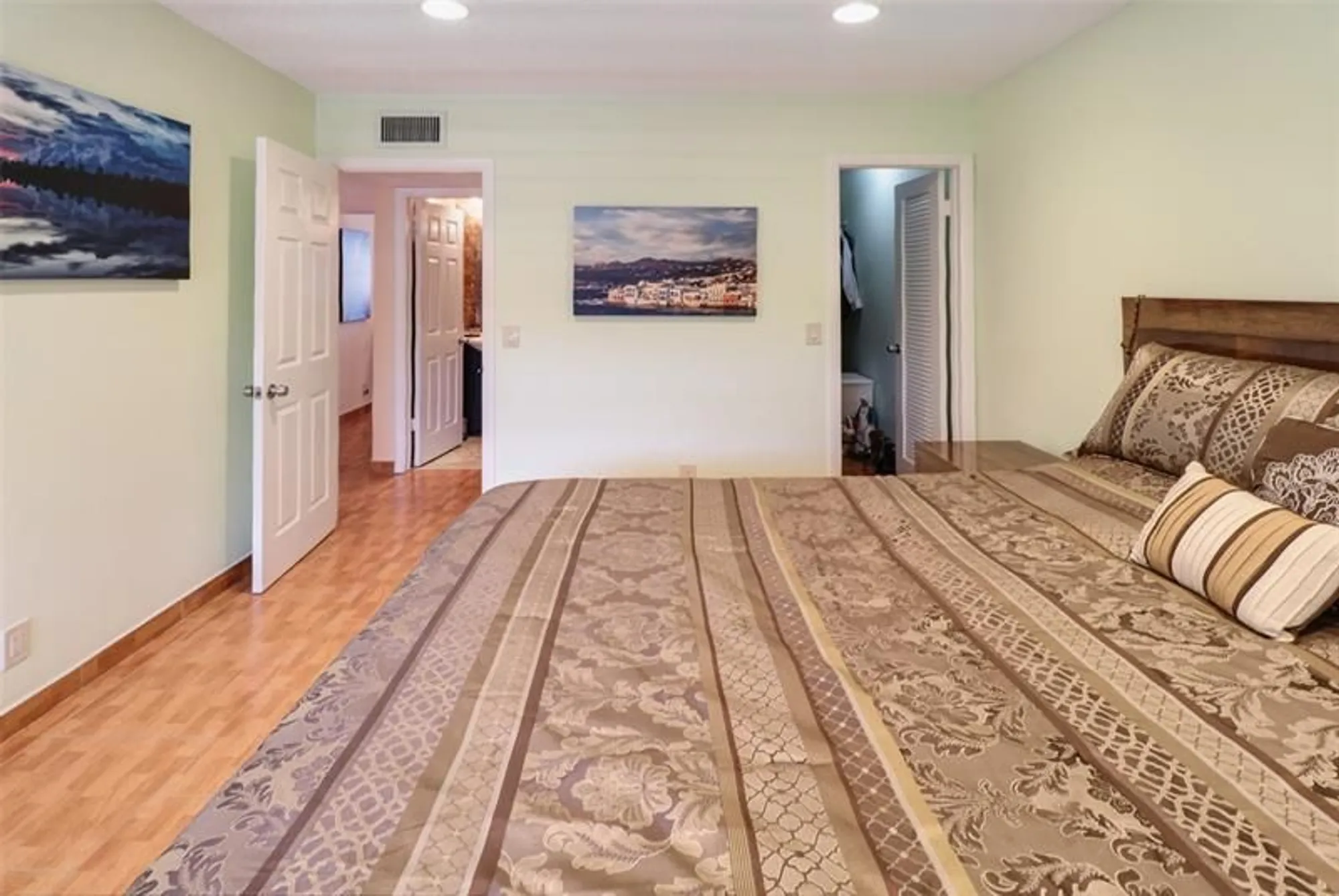 Property Slideshow image 10 of 24 | 610 burgundy m # 610, Delray Beach, FL, 33484