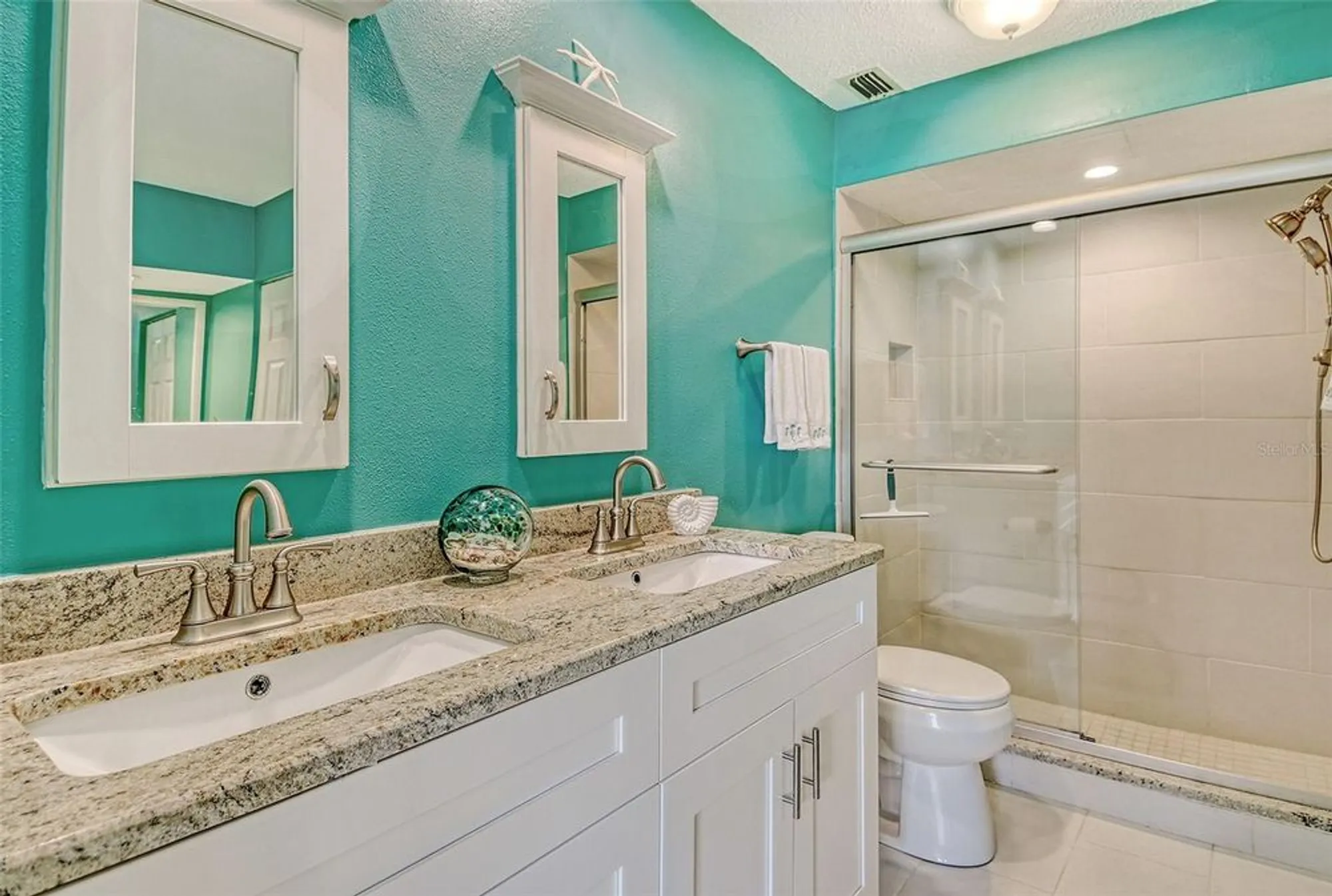 Property Slideshow image 26 of 68 | 143 whispering sands dr # v30, Sarasota, FL, 34242