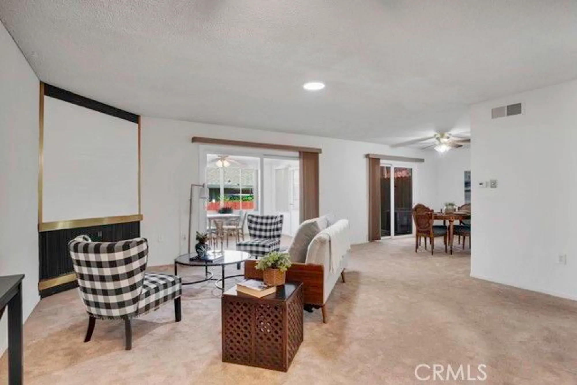 Property Slideshow image 10 of 27 | 26822 avenue of the oaks, Newhall, CA, 91321