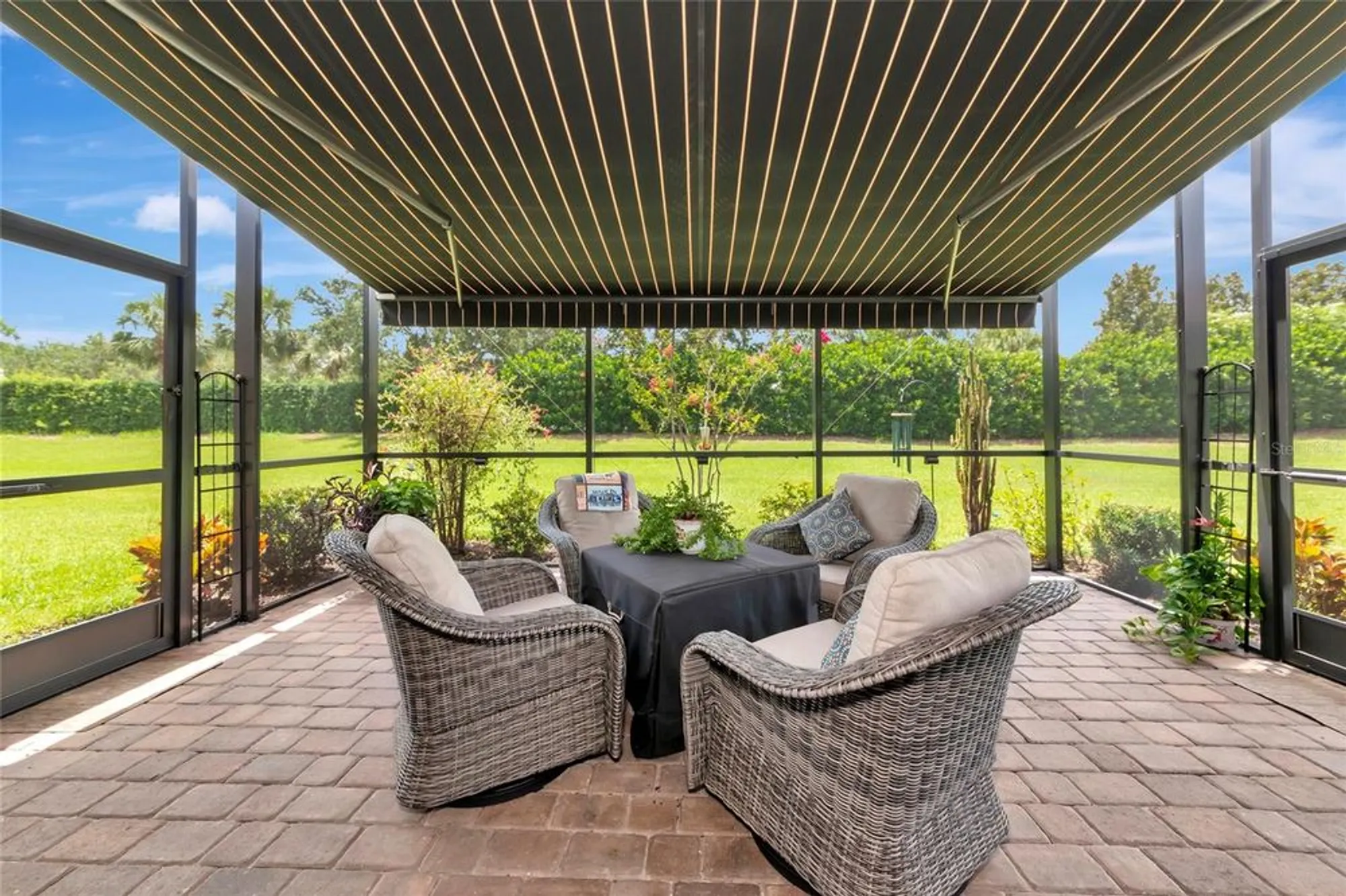 Property Slideshow image 22 of 34 | 6814 willowshire way, Bradenton, FL, 34212