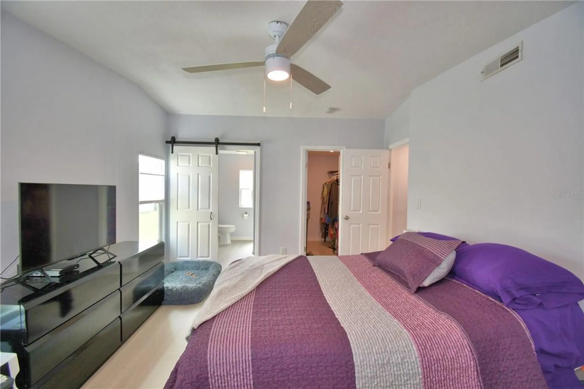 Property Slideshow image 20 of 48 | 4816 goldenview ln, Lakeland, FL, 33811