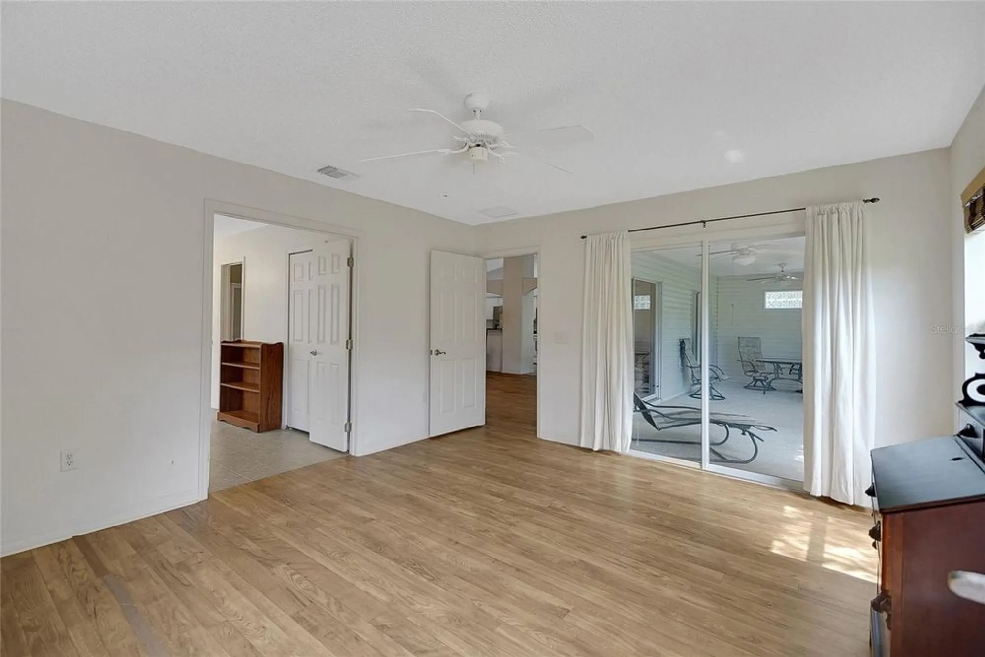 Property Slideshow image 47 of 77 | 32942 rambling oaks ct, Leesburg, FL, 34748