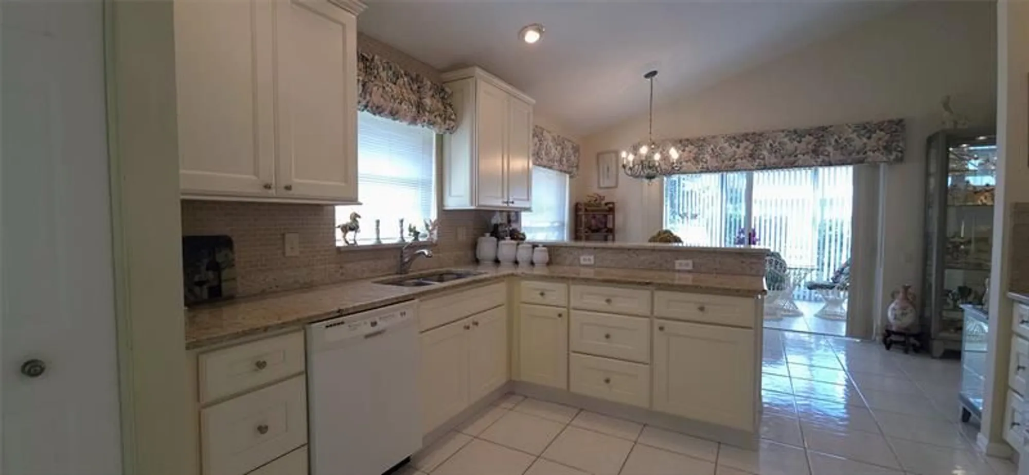 Property Slideshow image 20 of 51 | 12235 eagles landing way, Boynton Beach, FL, 33437