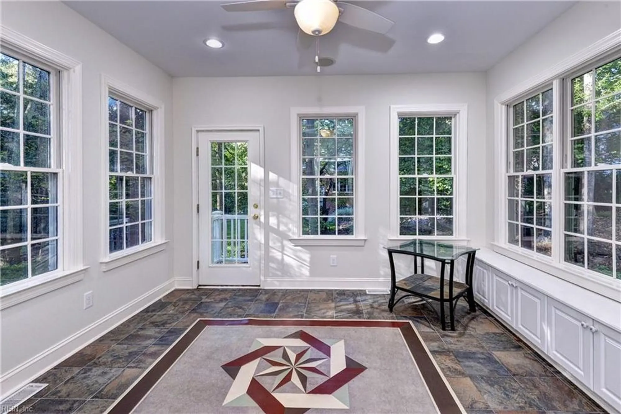 Property Slideshow image 23 of 47 | 108 aberdeen, Williamsburg, VA, 23188