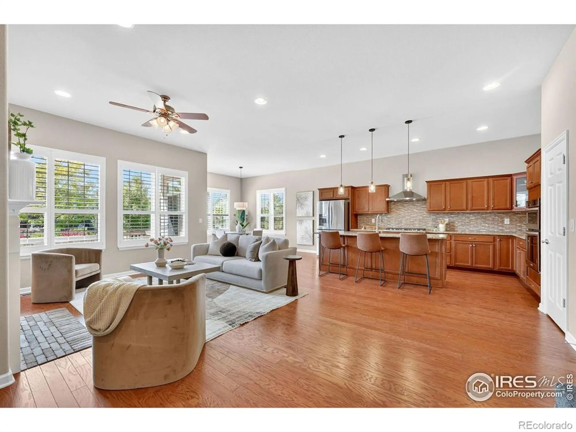Property Slideshow image 11 of 44 | 15875 wild horse dr, Broomfield, CO, 80023