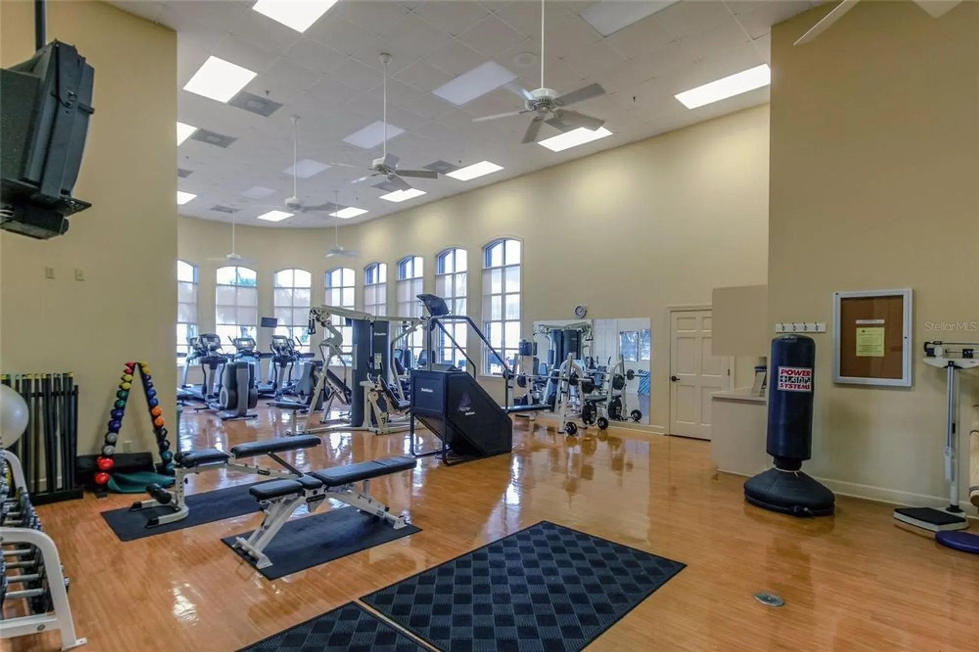 Property Slideshow image 43 of 56 | 4432 waterford dr, Lake Wales, FL, 33859