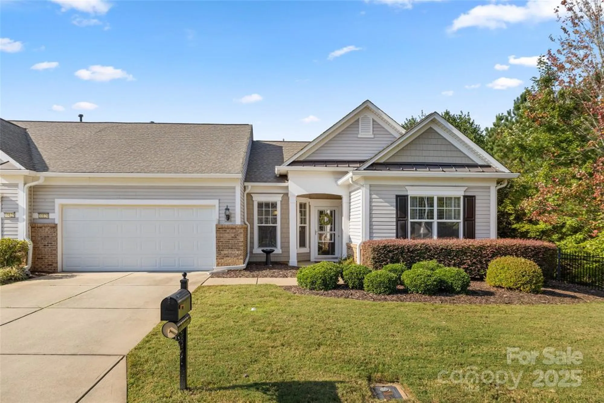 Property Slideshow image 23 of 39 | 33129 tanager ct, Indian Land, SC, 29707