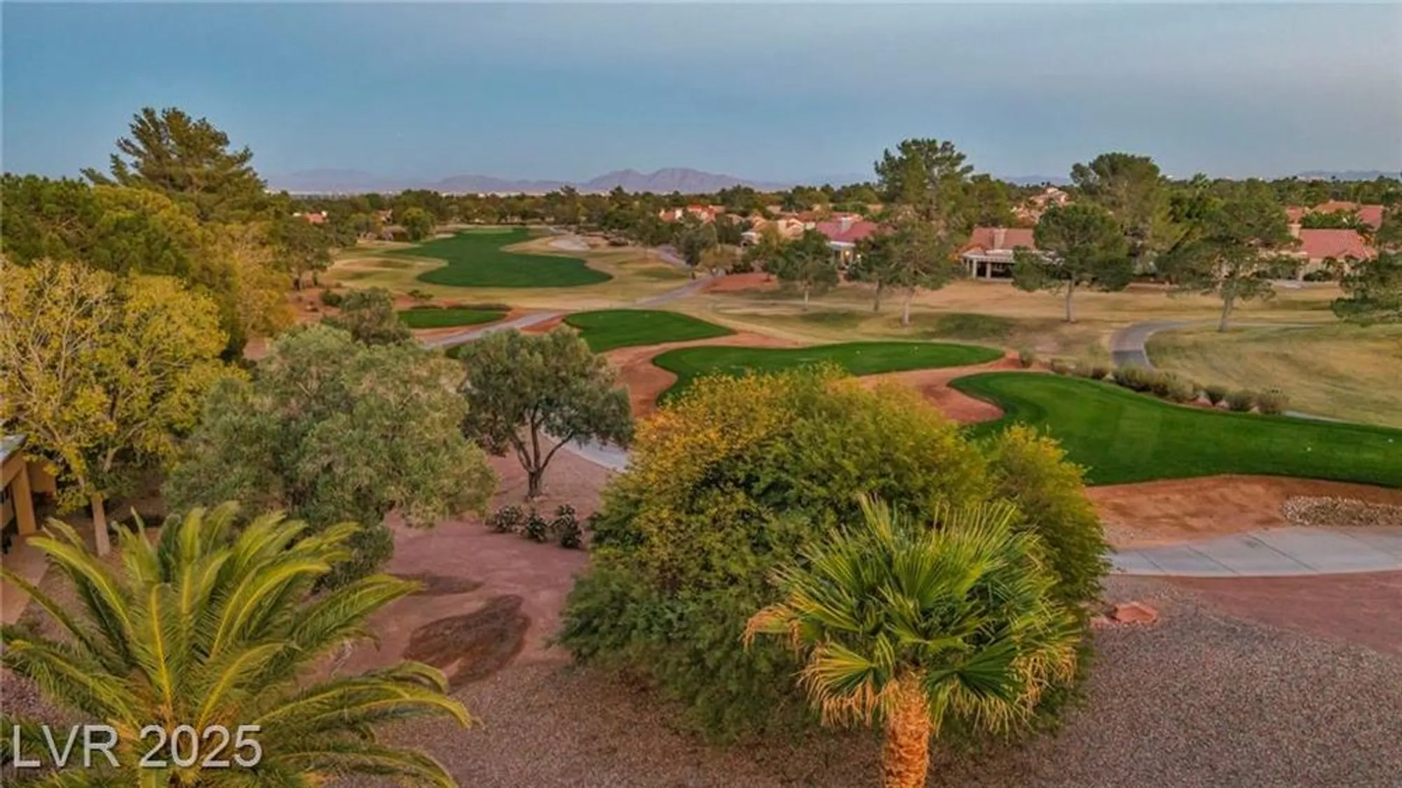 Property Slideshow image 36 of 70 | 2920 crown ridge dr, Las Vegas, NV, 89134