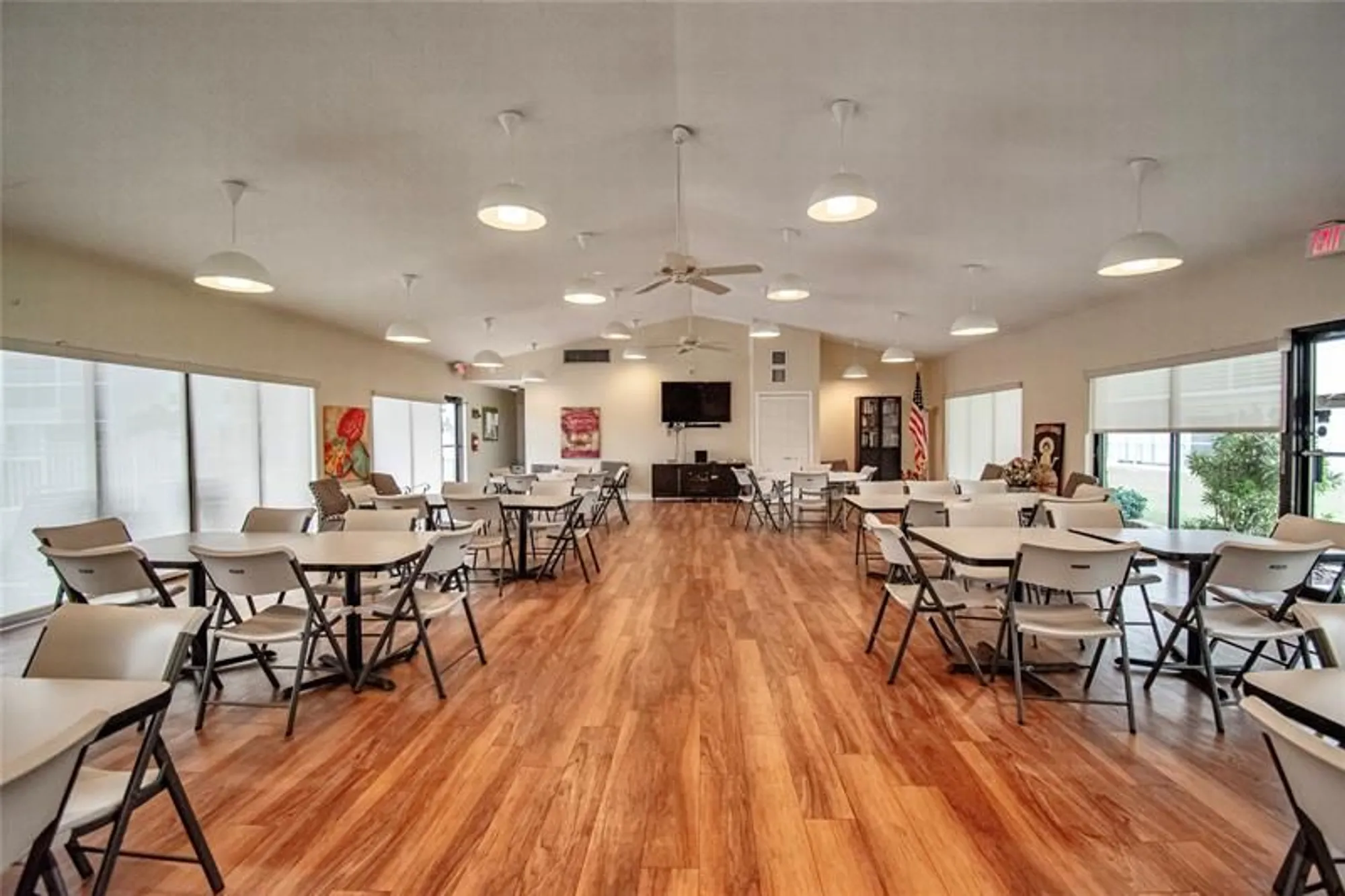 Property Slideshow image 49 of 51 | 1024 se 4th ave apt 102, Dania Beach, FL, 33004