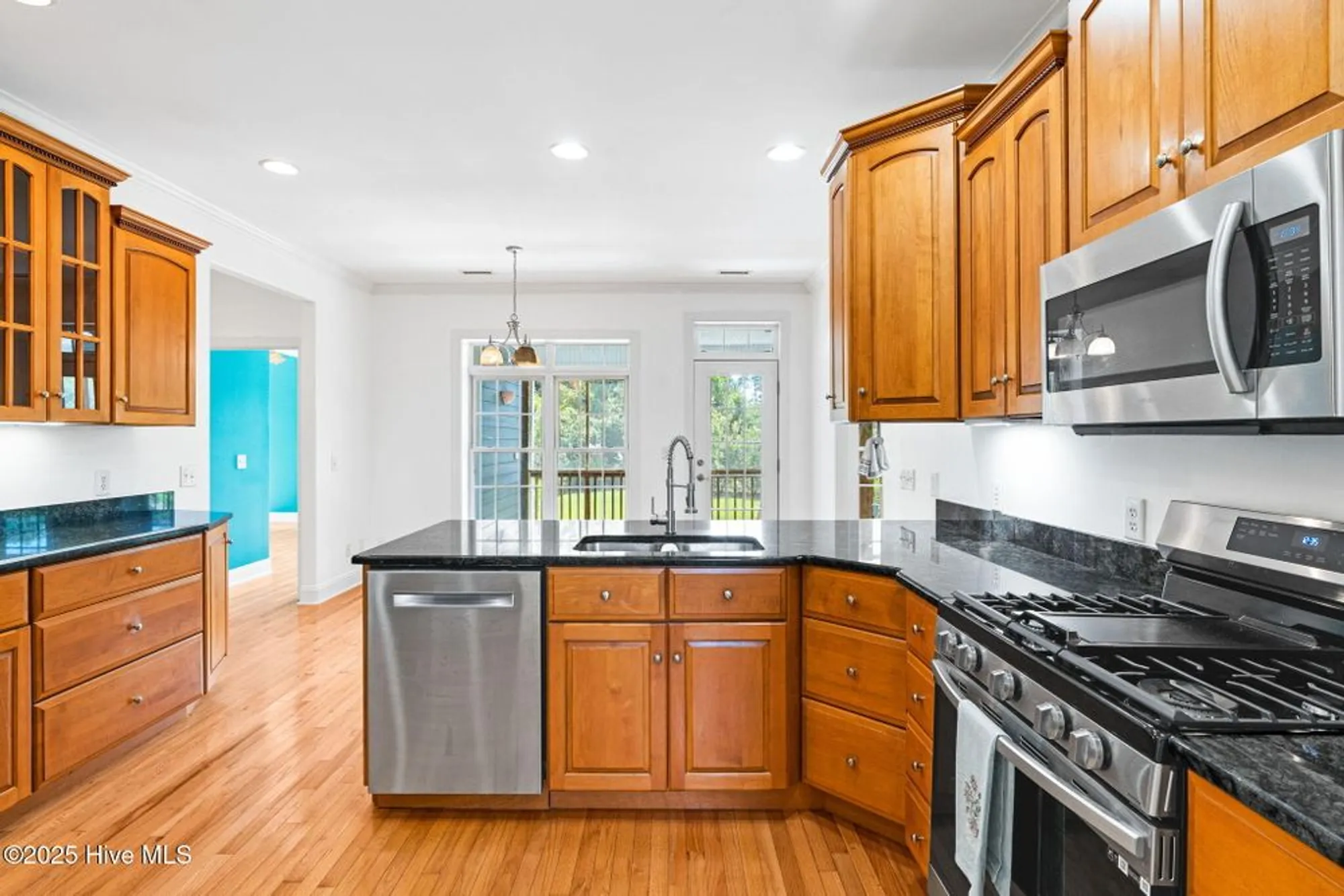 Property Slideshow image 18 of 77 | 4405 bluffan ct, Southport, NC, 28461